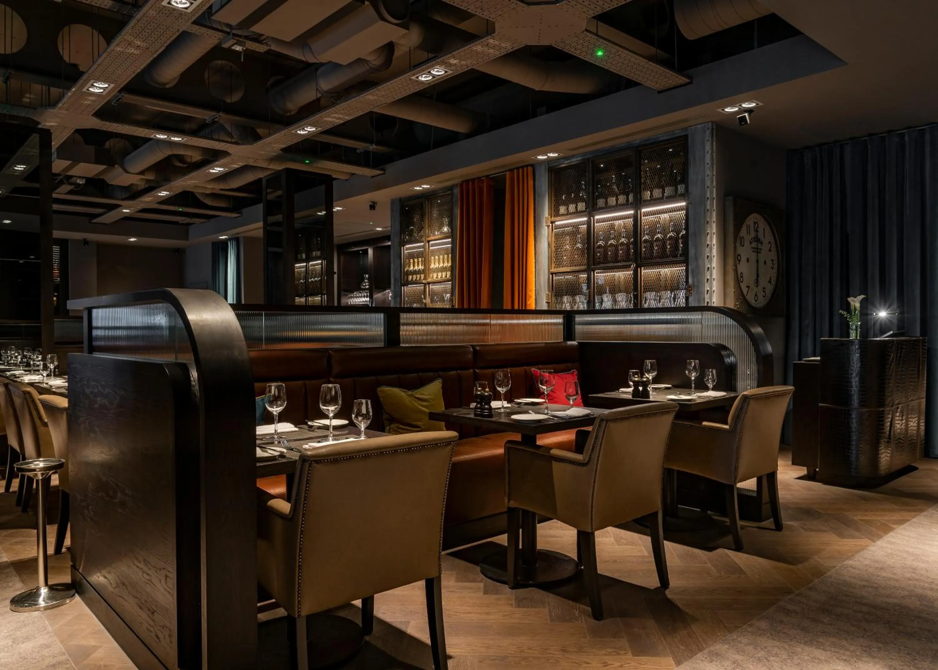 Restaurant/places to eat in Dakota Manchester