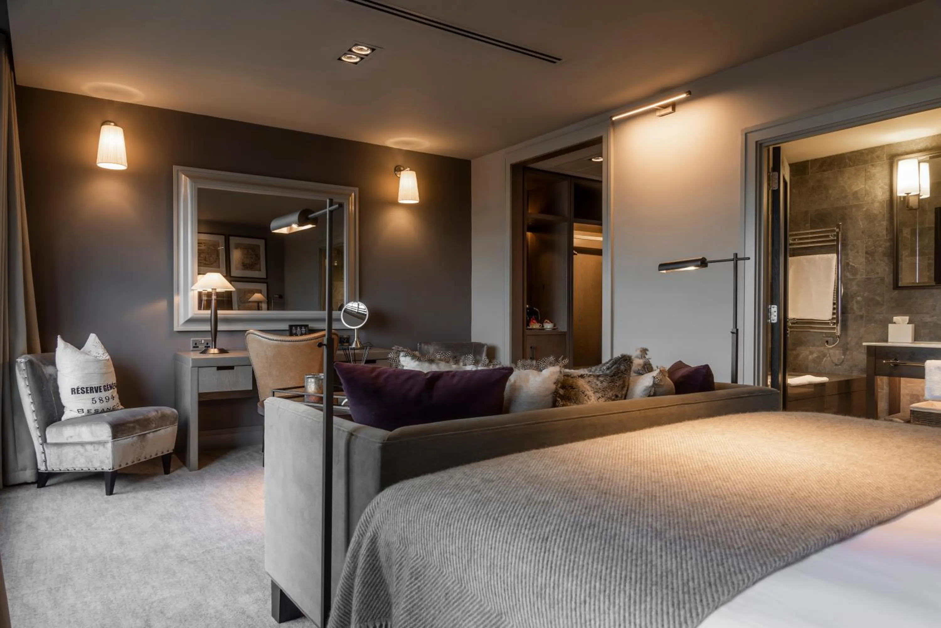 Bedroom, Bed in Dakota Manchester