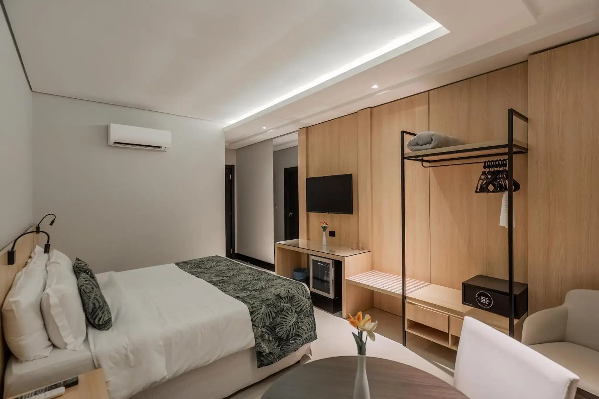 Bed in Rafain Palace Hotel & Convention Center Bed in Rafain Palace Hotel & Convention Center