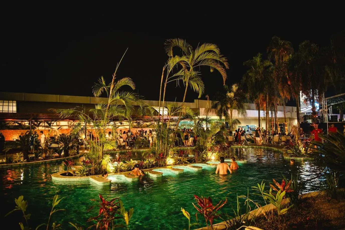 Swimming pool in Rafain Palace Hotel & Convention Center Swimming pool in Rafain Palace Hotel & Convention Center