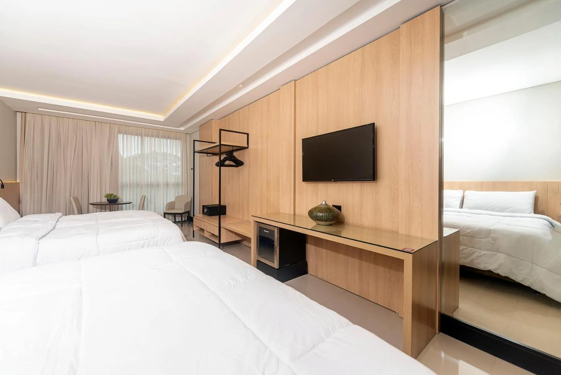 Bed in Rafain Palace Hotel & Convention Center