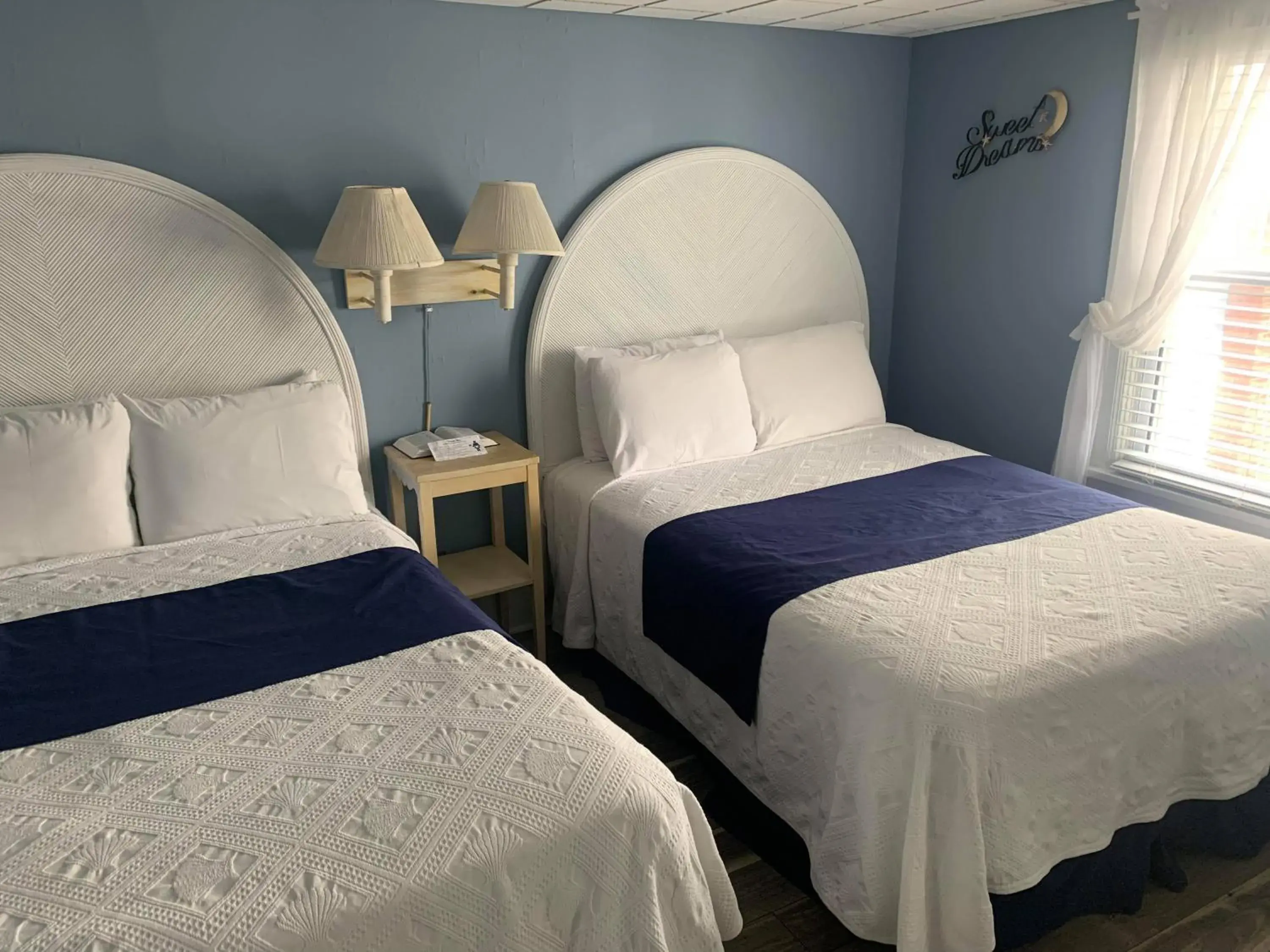 Double Room with Private Bathroom in Ocean Manor 1100 Inn Double Room with Private Bathroom in Ocean Manor 1100 Inn