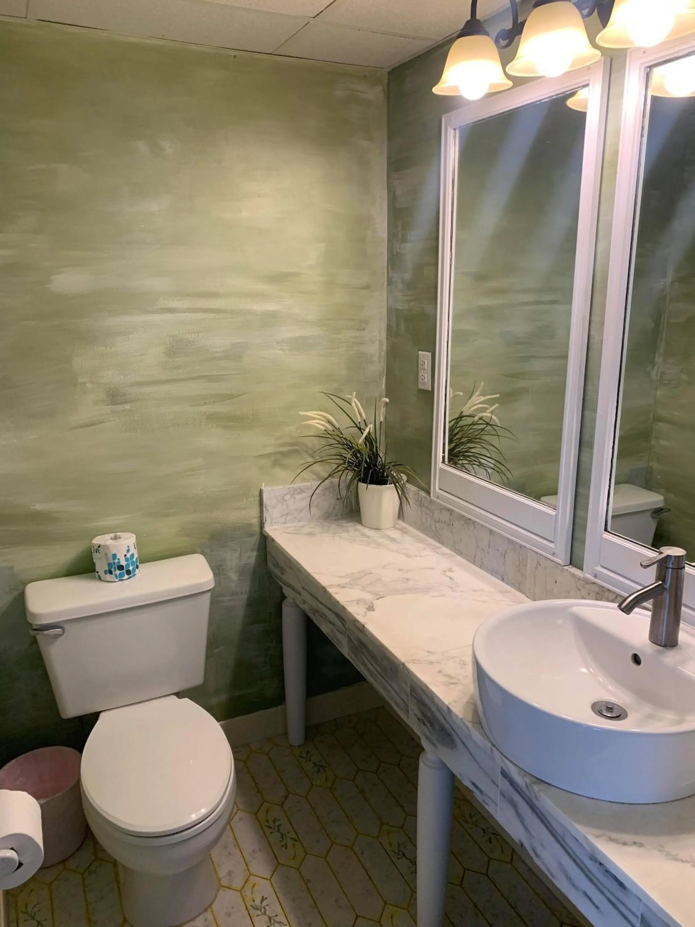 Ocean Manor 1100 Inn