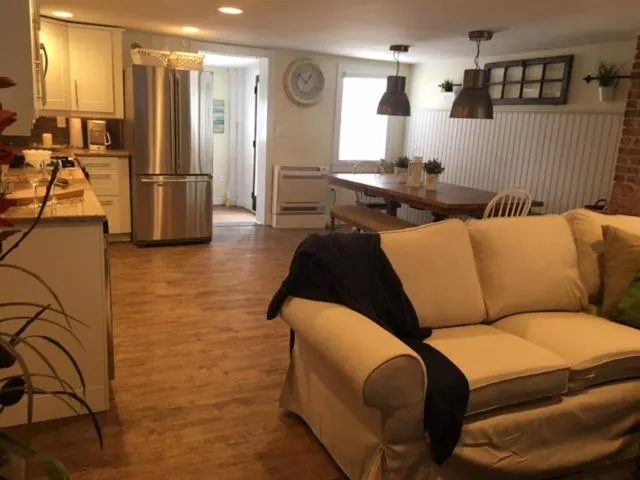 Day in Ocean Manor 1100 Inn