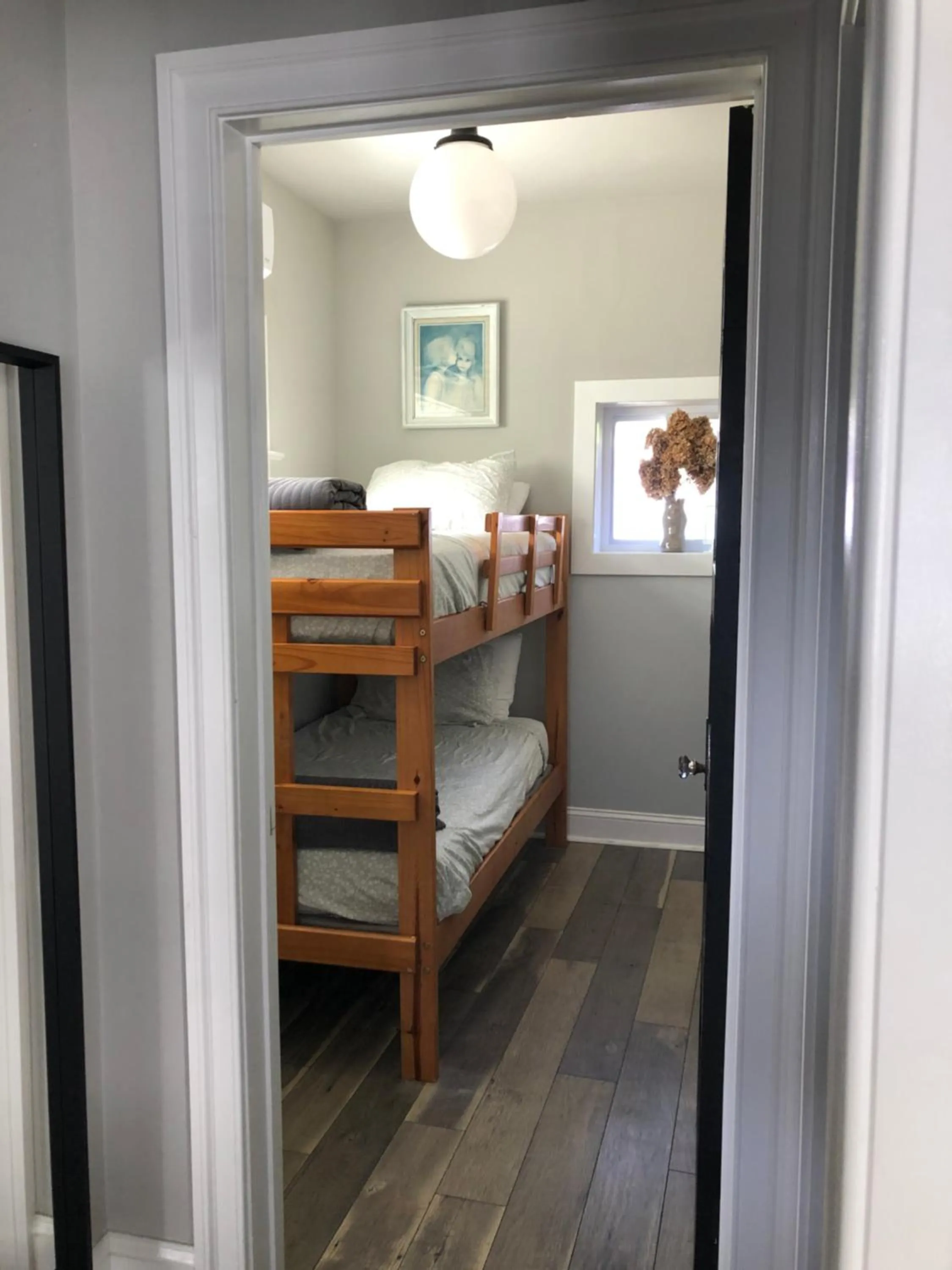 Bed in Ocean Manor 1100 Inn