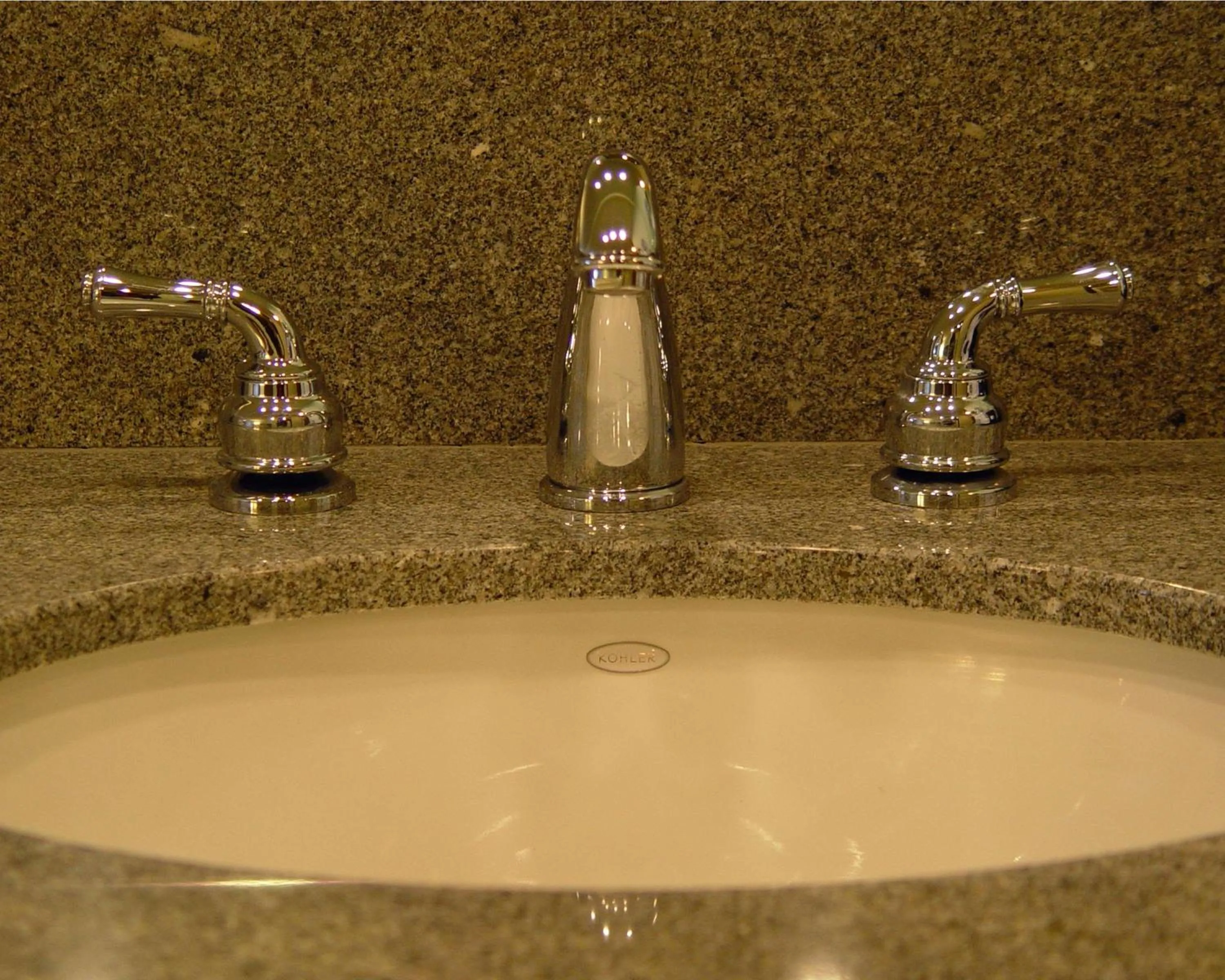 Bathroom in Best Western Snowcap Lodge