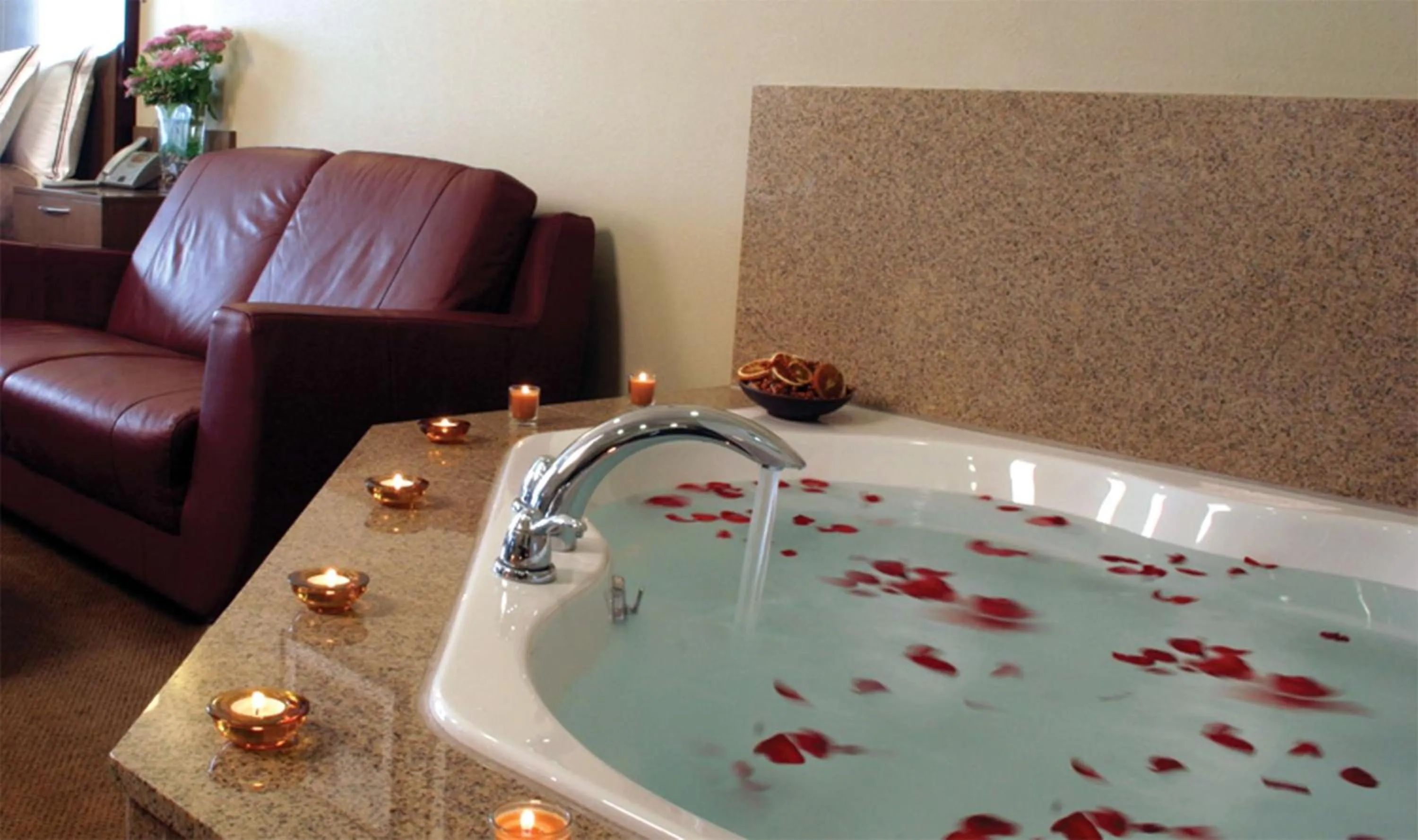 Photo of the whole room in Best Western Snowcap Lodge