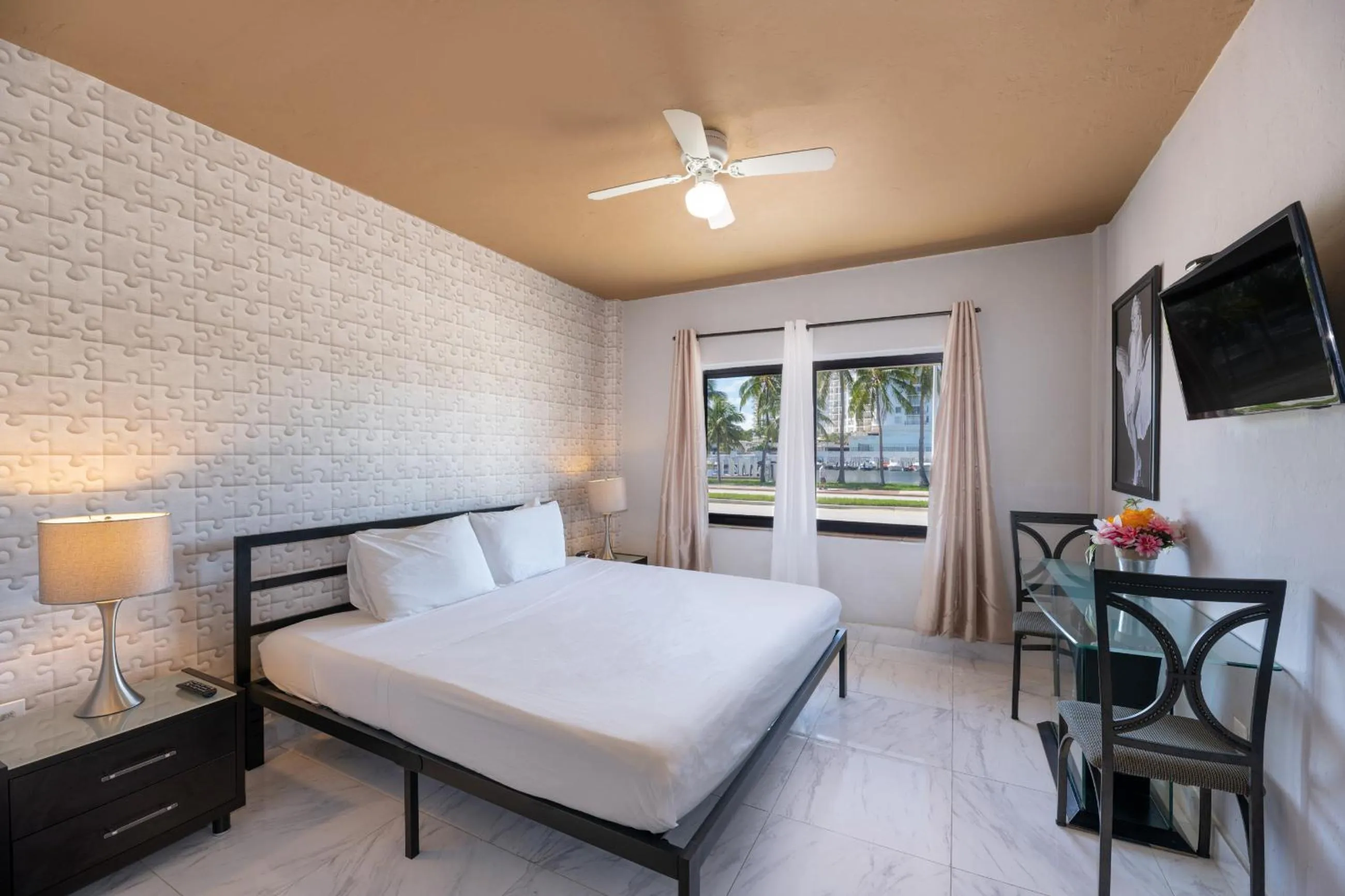 Bed in Notebook Miami Beach