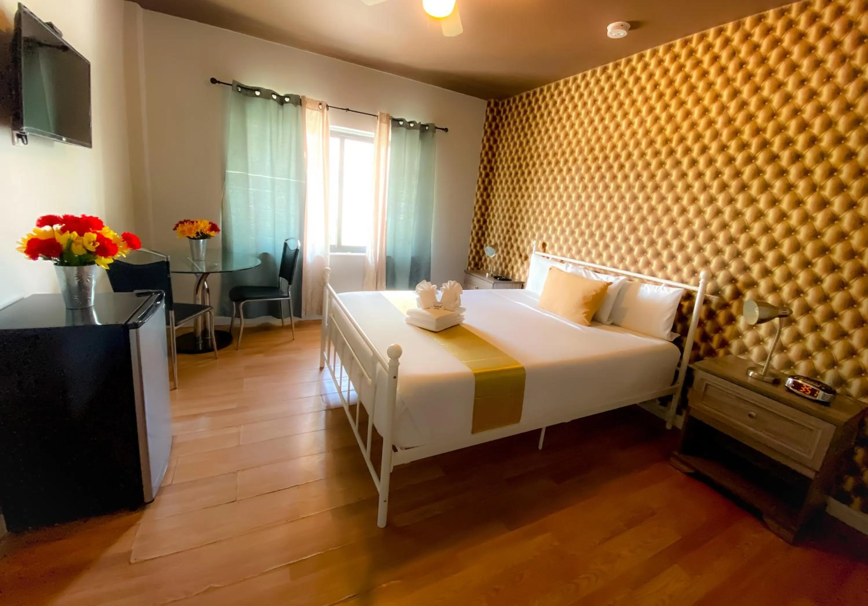 Bed in Notebook Miami Beach