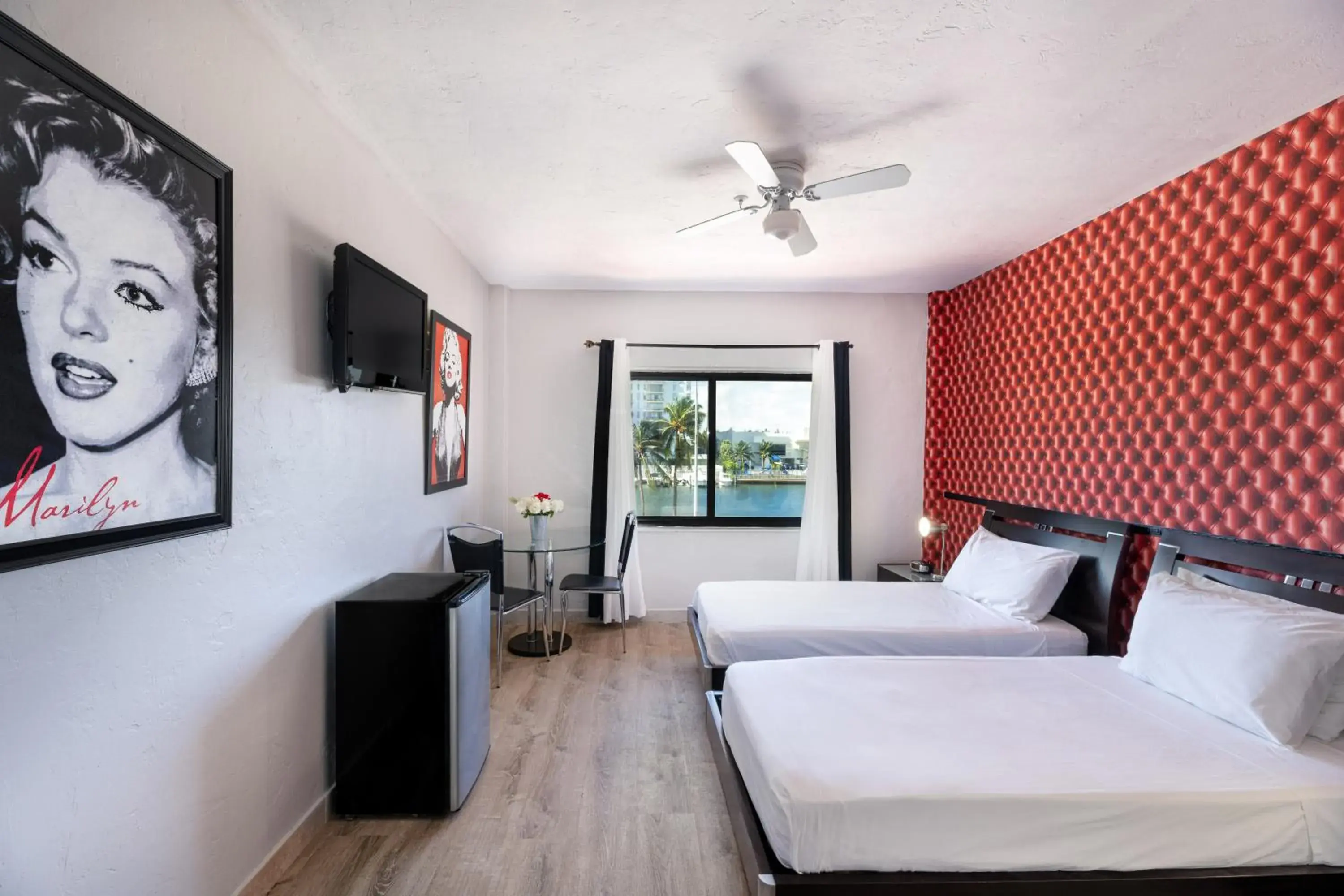 Bed in Notebook Miami Beach Bed in Notebook Miami Beach