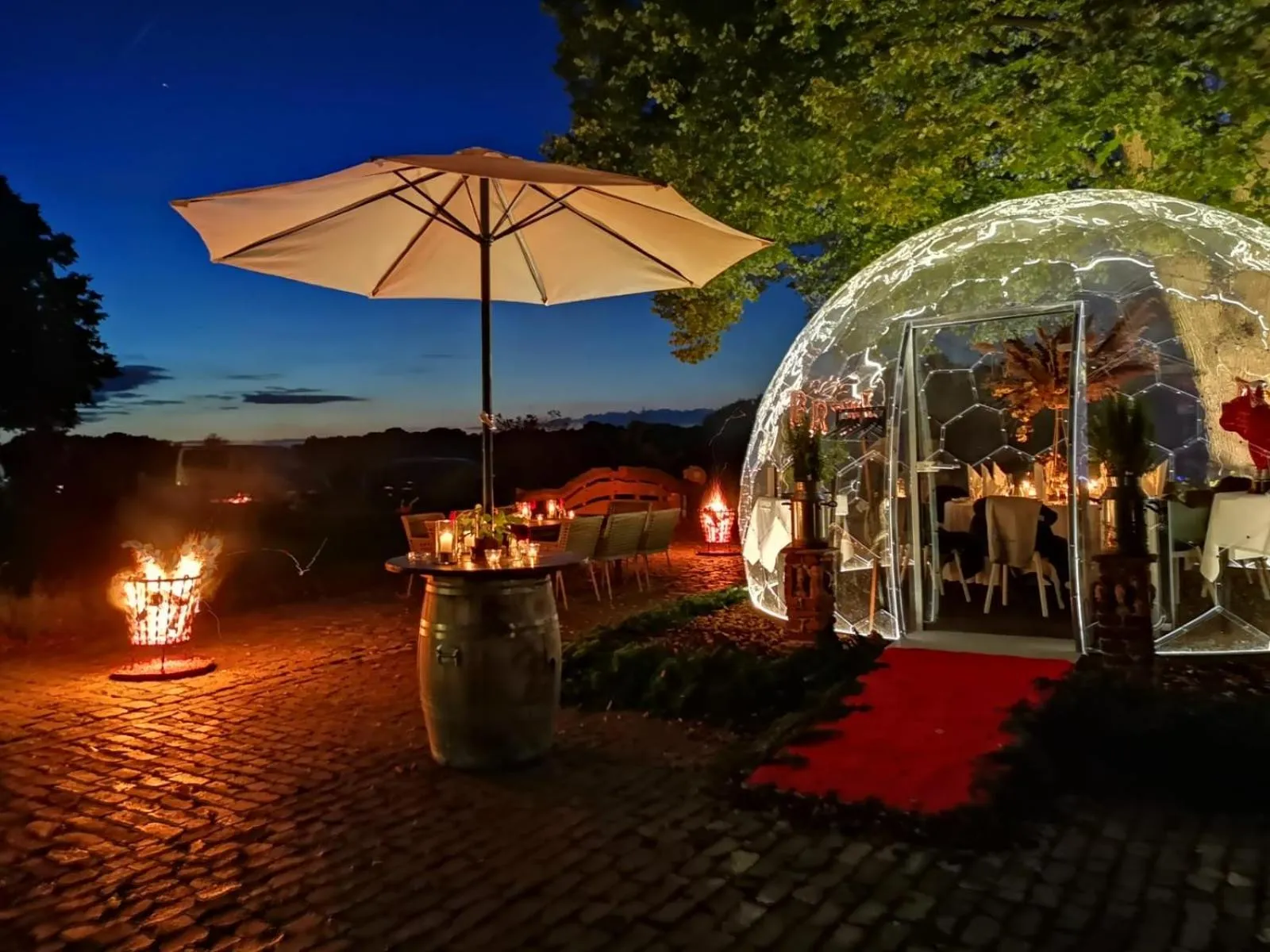 Restaurant/places to eat in Nordenholzer Hofhotel