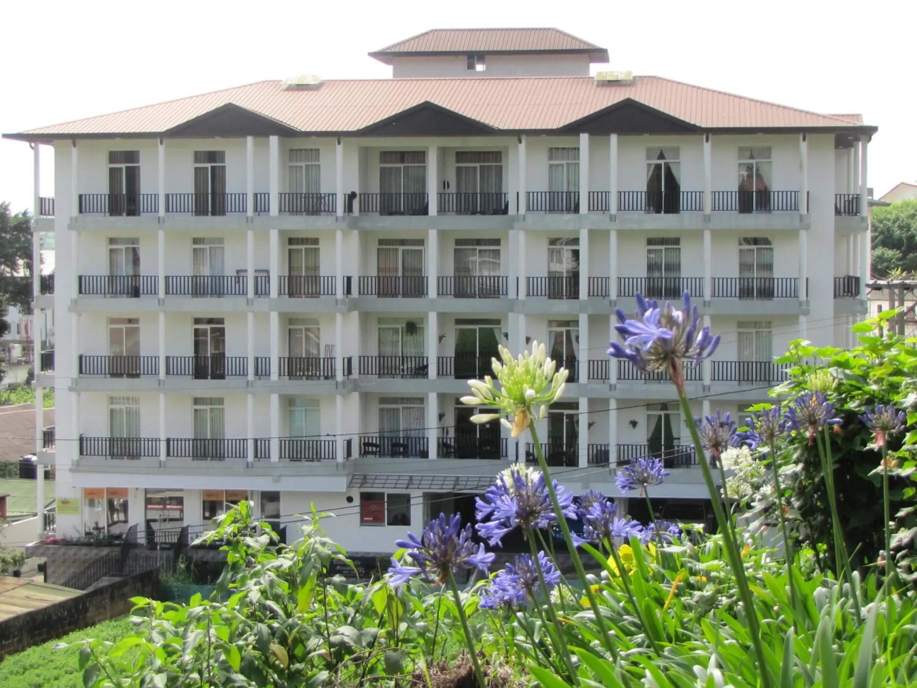 Shinic Holiday Inn Shinic Holiday Inn