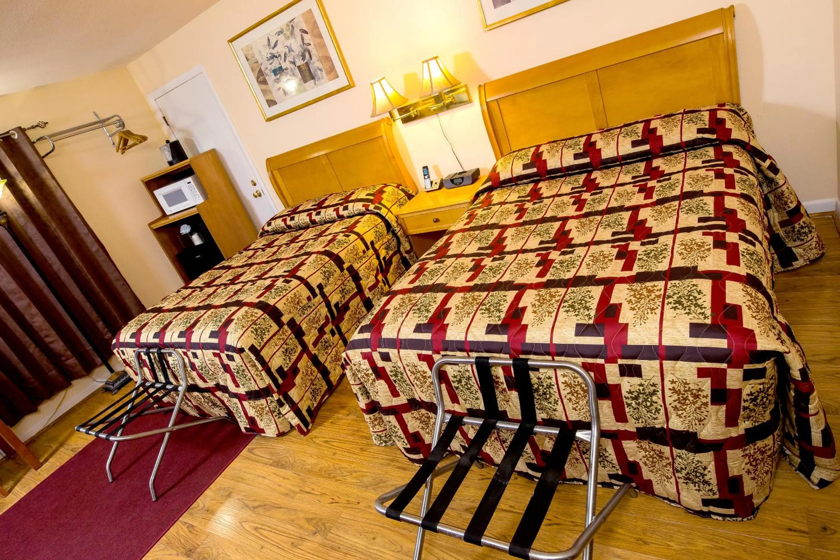Bed in Willows Motel