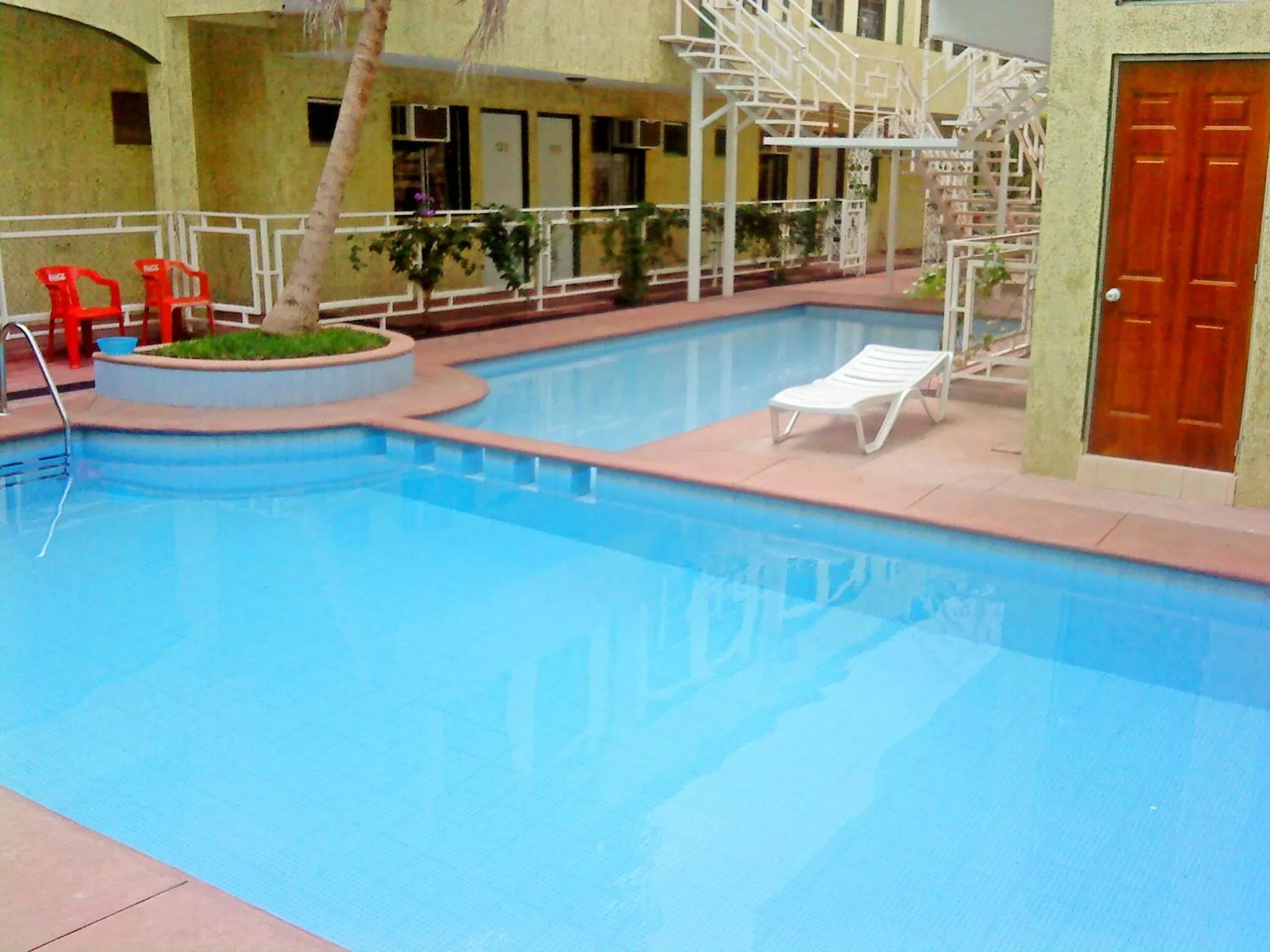 Swimming Pool in Hotel Coranda