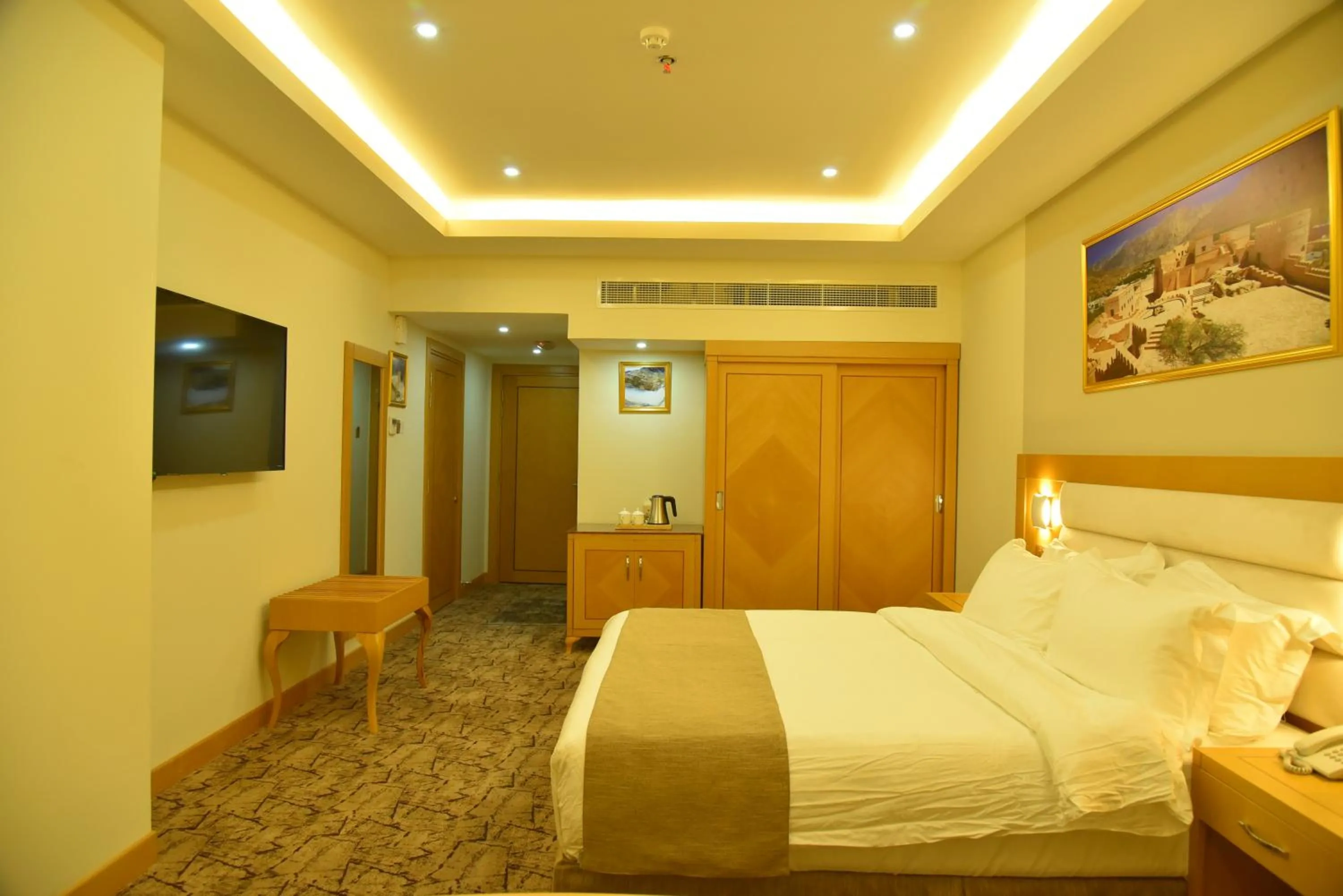 Photo of the whole room, Bed in Muscat Plaza Hotel