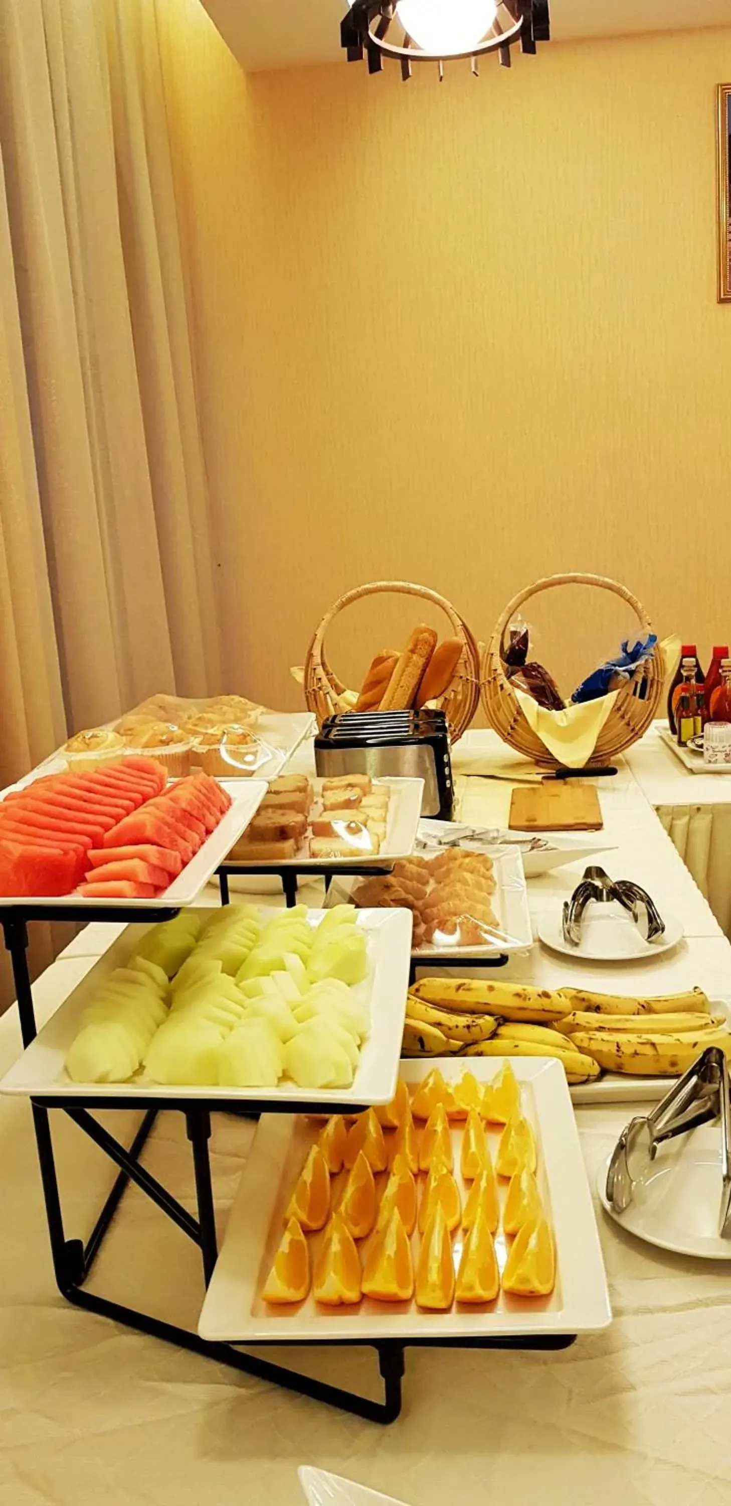 Food in Muscat Plaza Hotel Food in Muscat Plaza Hotel