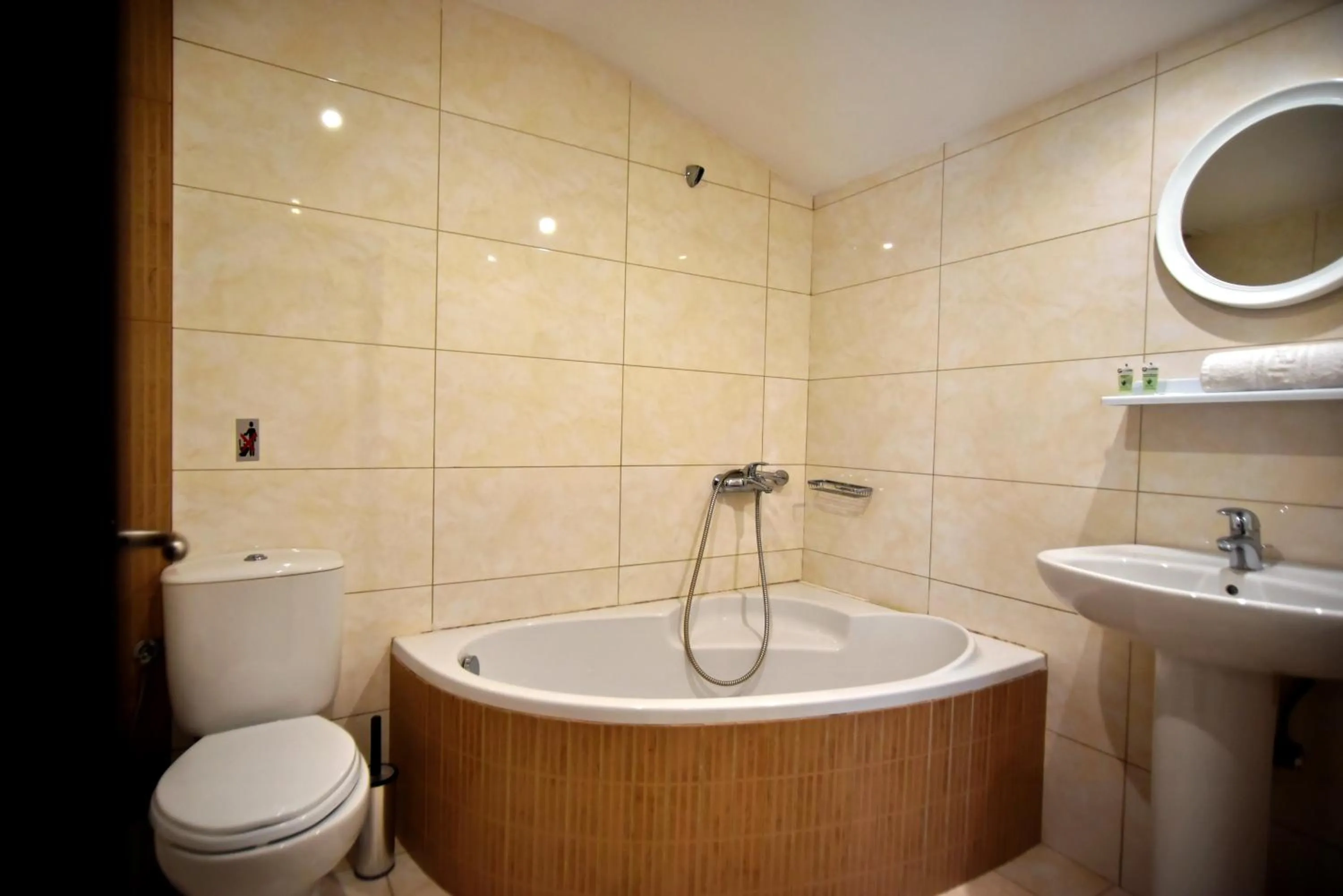 Bathroom in 24 Seven Boutique Hotel