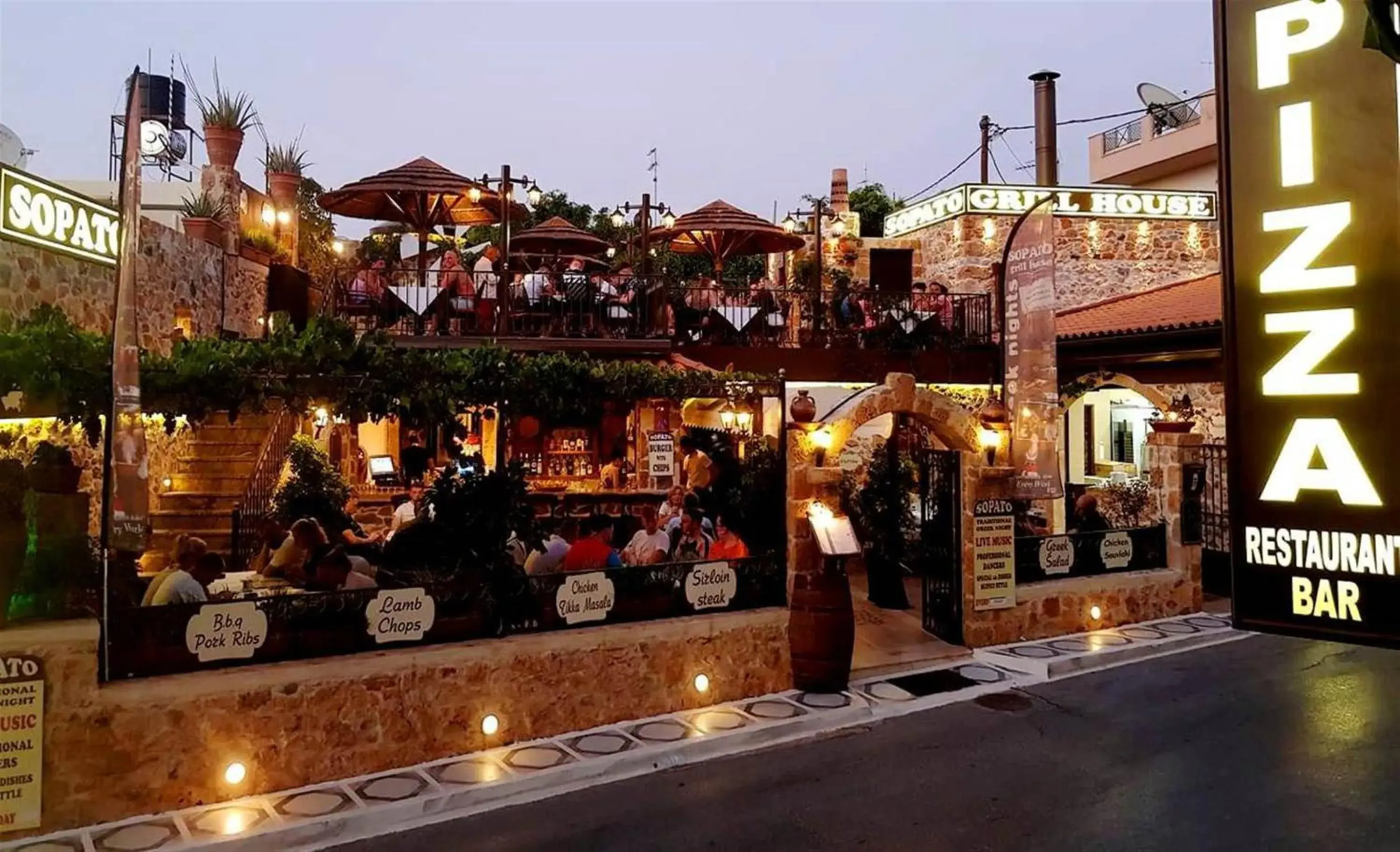 Restaurant/places to eat in 24 Seven Boutique Hotel Restaurant/places to eat in 24 Seven Boutique Hotel