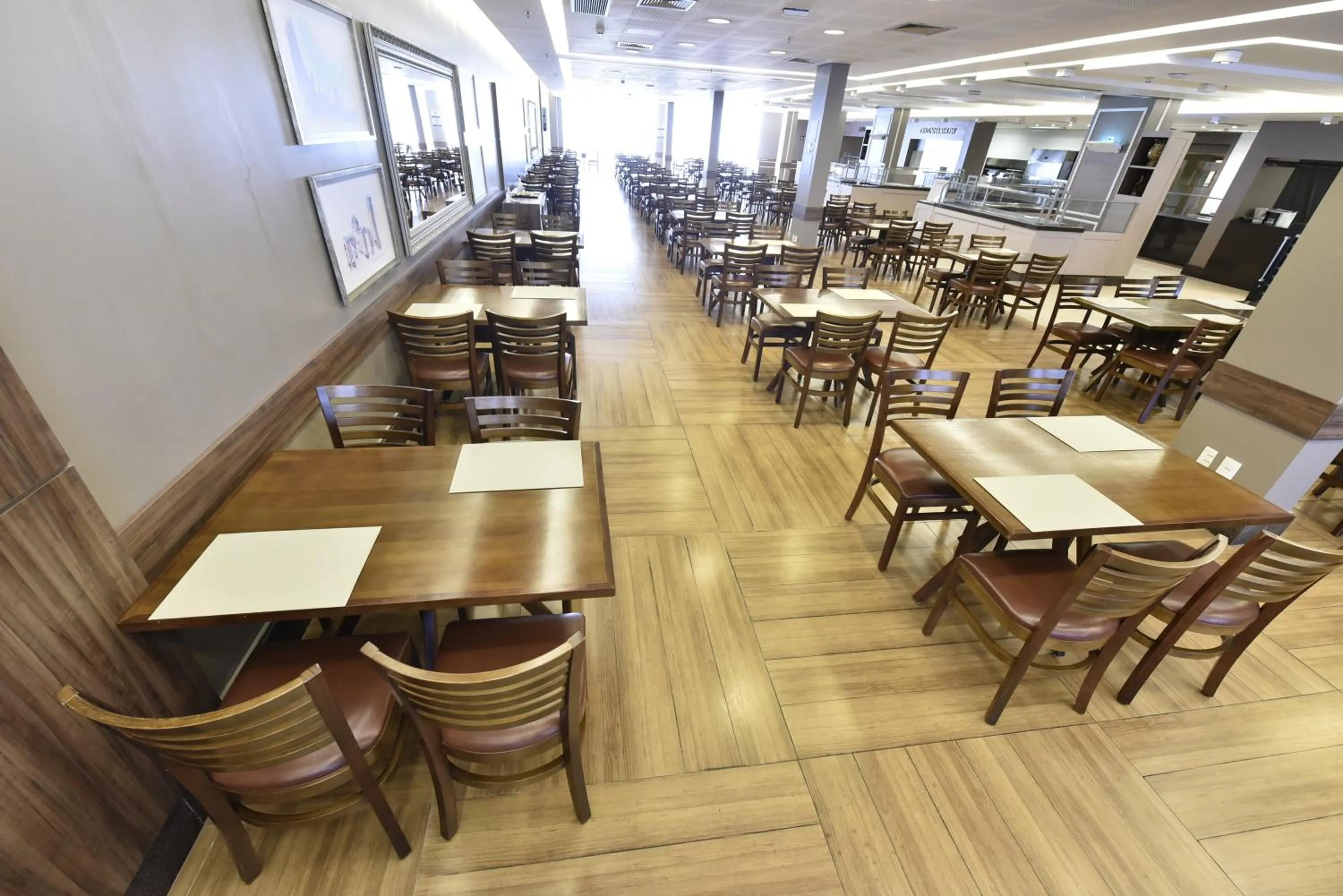 Restaurant/places to eat in Hotel Rainha do Brasil