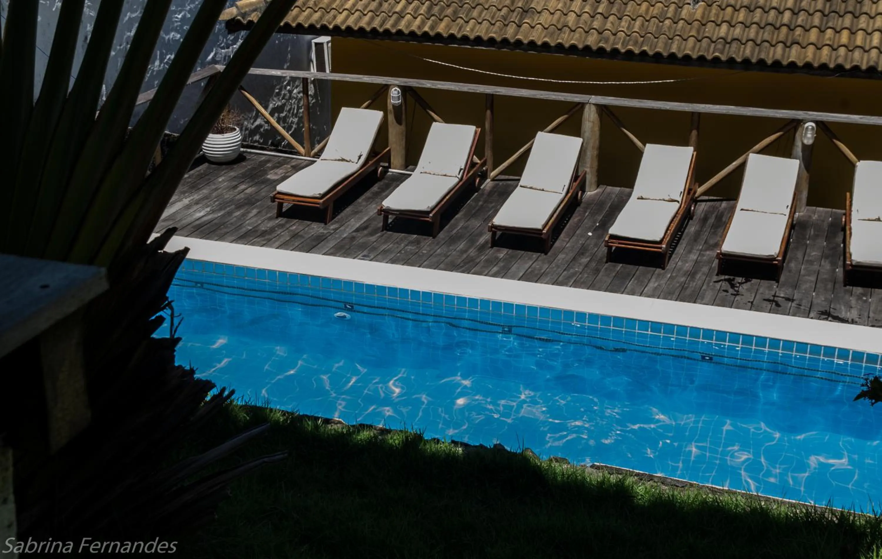 Text overlay in Areia Branca Apart Hotel