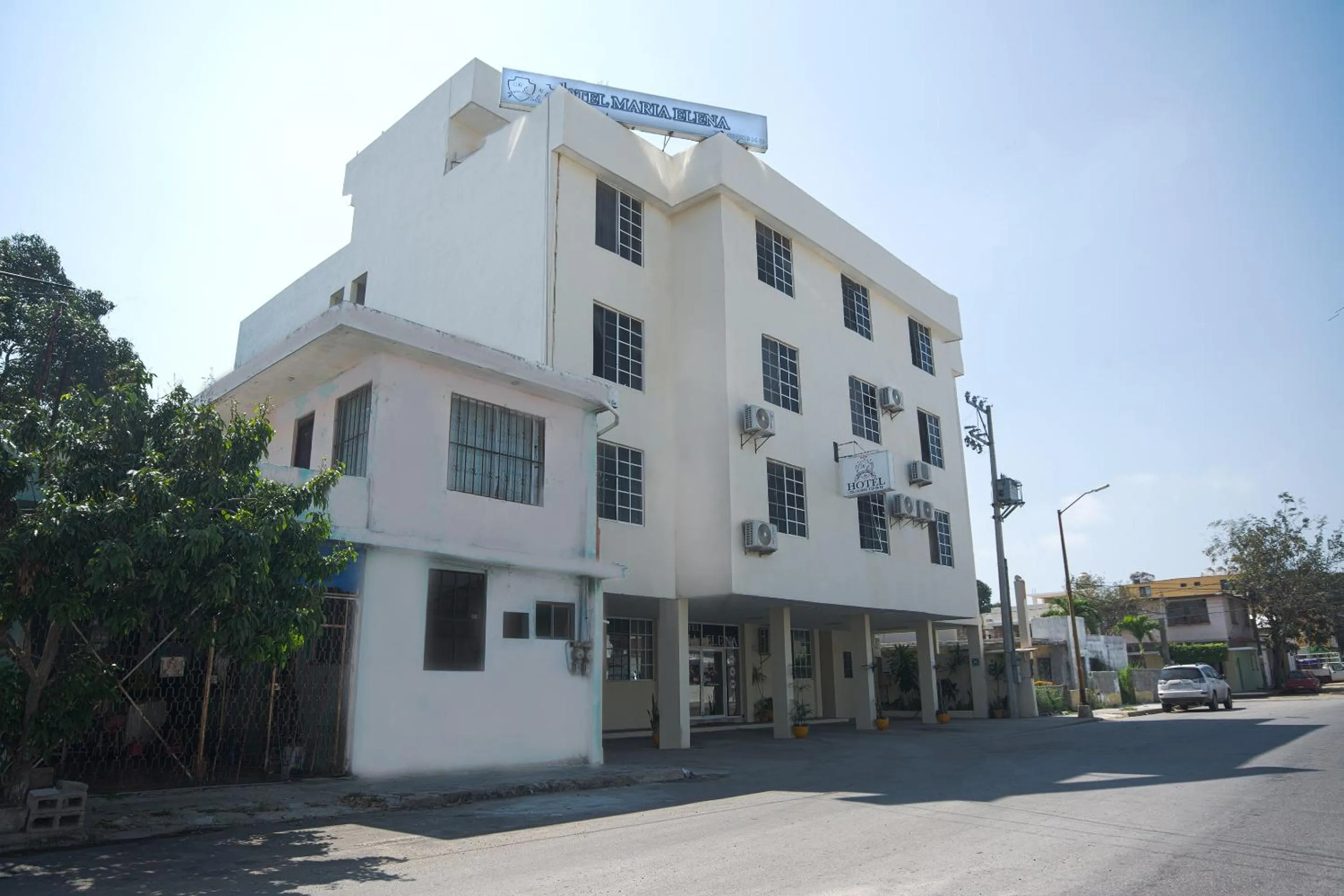 Property building in Hotel Maria Elena