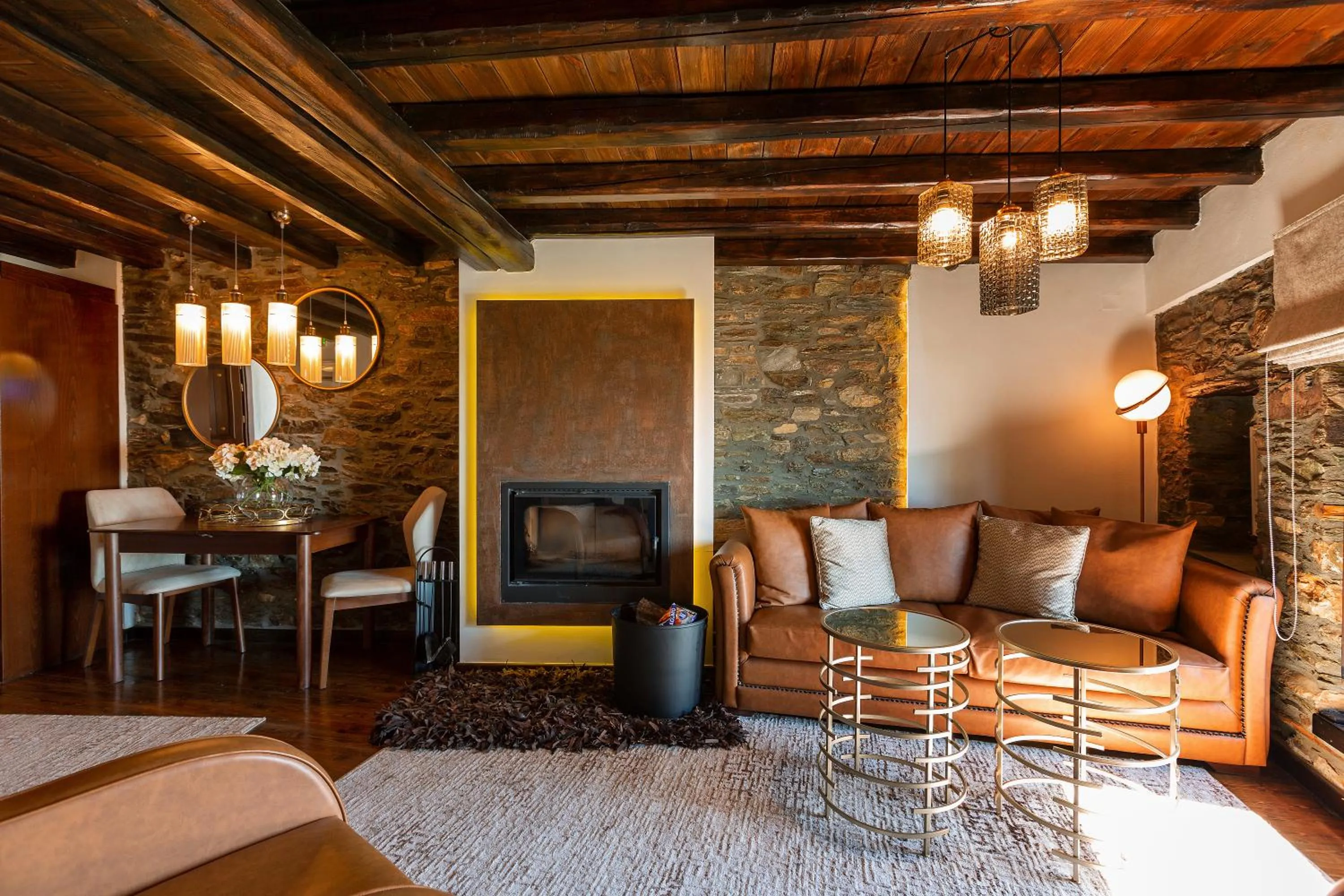 Living room in 1822 Makrinitsa Suites