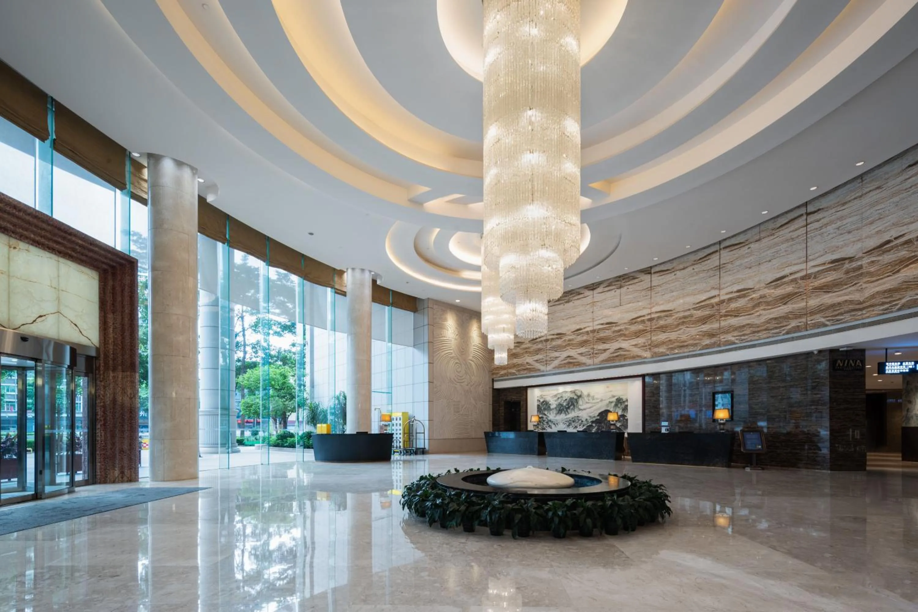 Lobby or reception in Vanburgh Hotel - Free shuttle bus transfer during Canton Fair