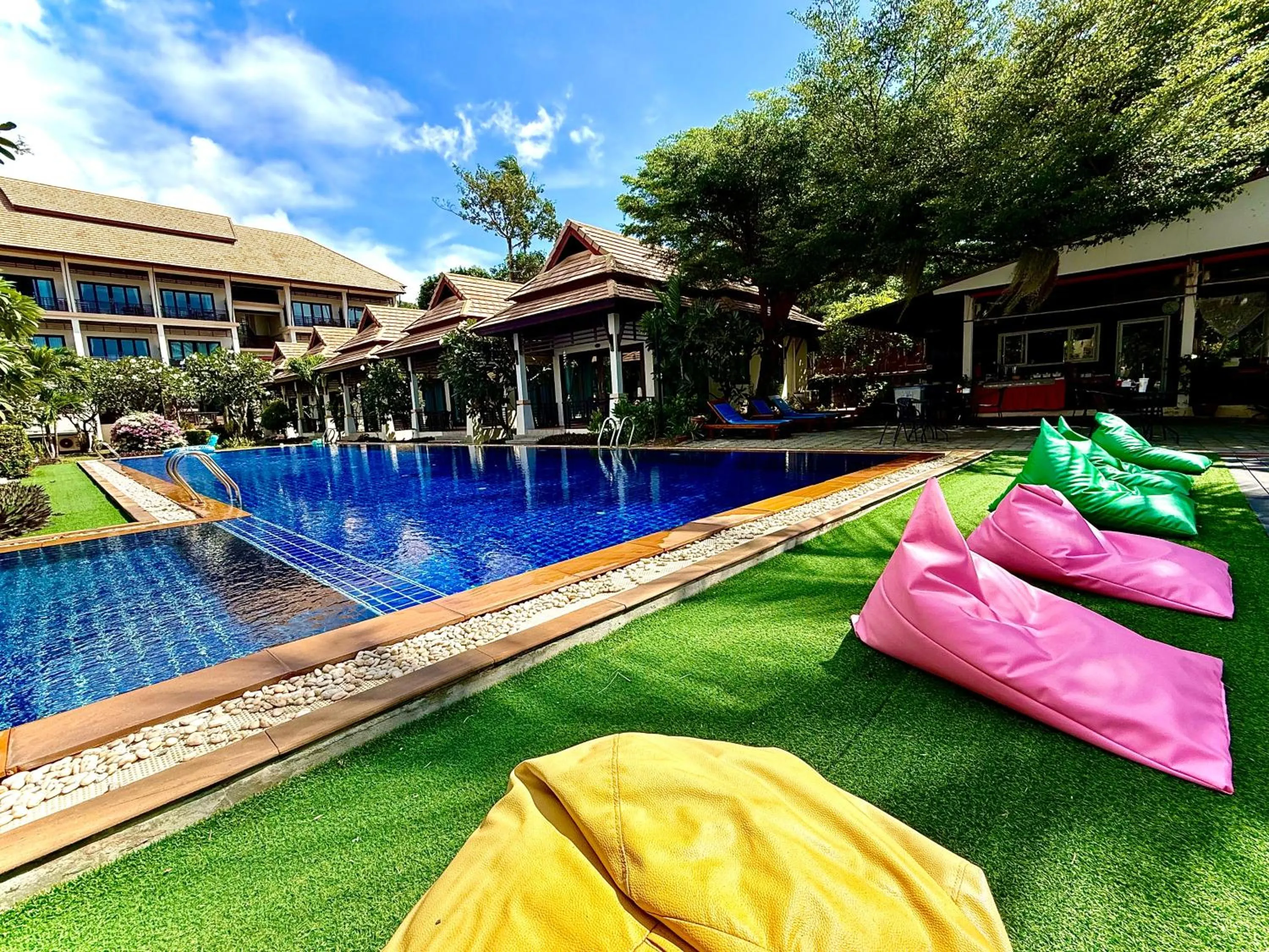 Property building in Poolsawat Villa - SHA Plus