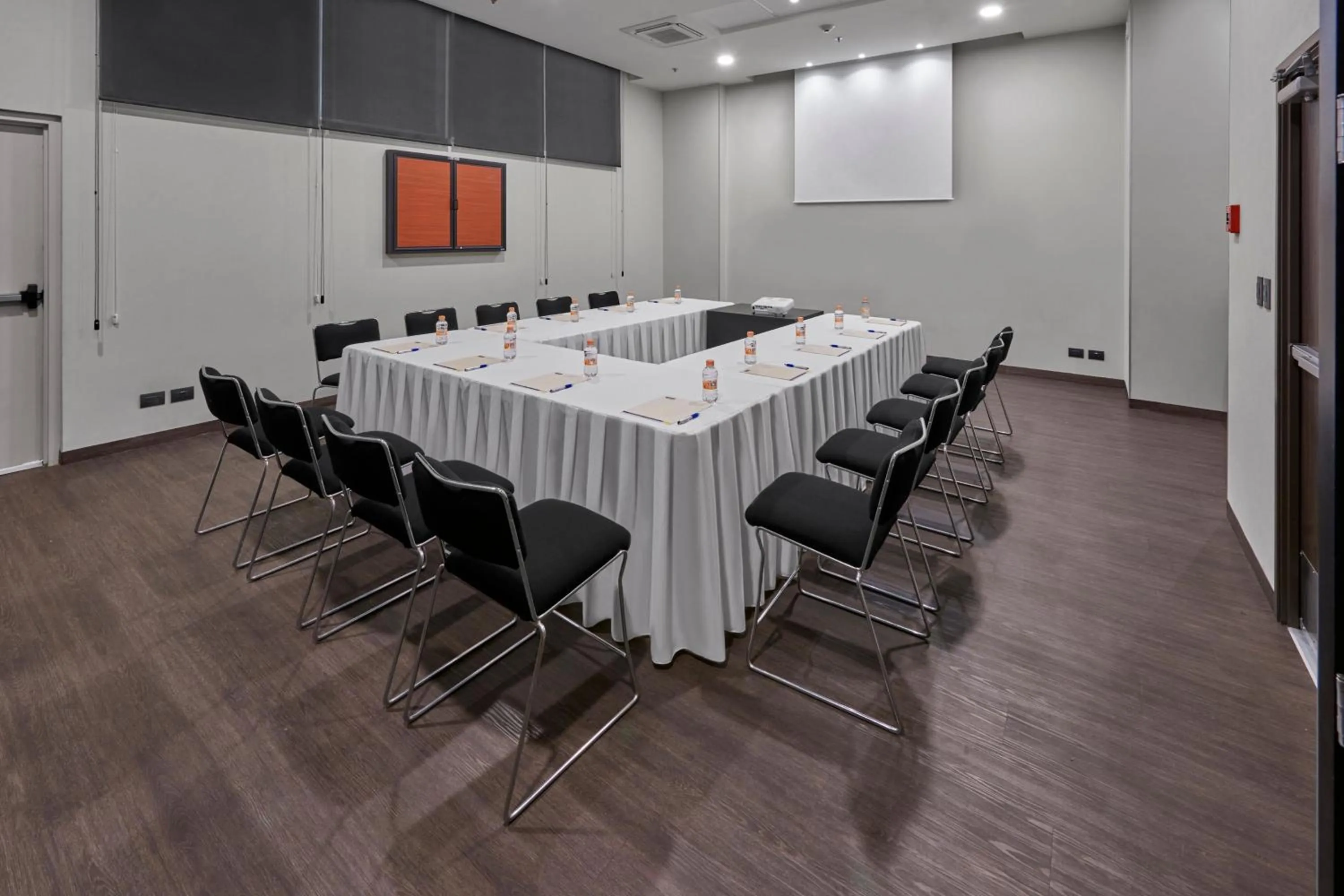 Meeting/conference room in City Express by Marriott Ciudad de México La Villa