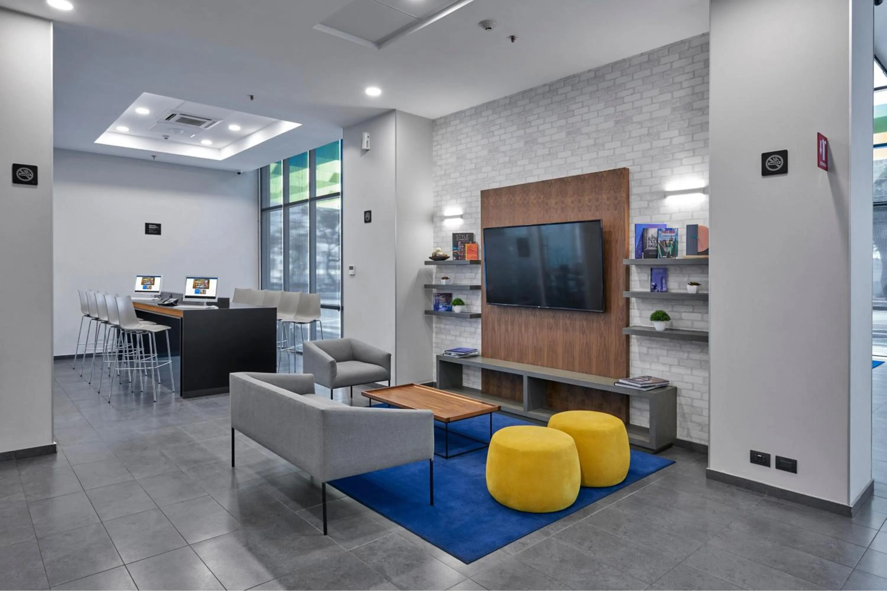 Lobby or reception in City Express by Marriott Ciudad de México La Villa