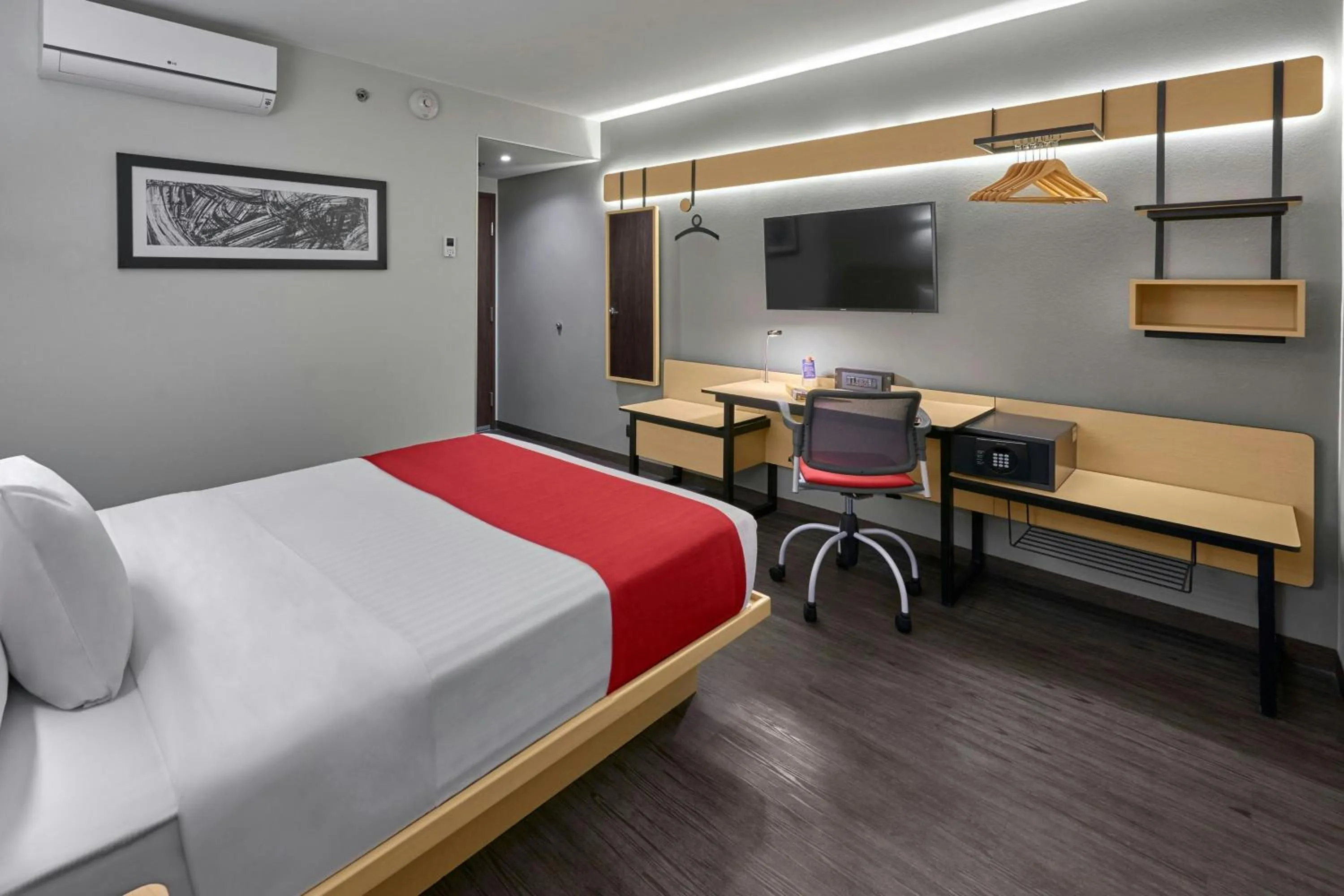 Photo of the whole room, Bed in City Express by Marriott Ciudad de México La Villa