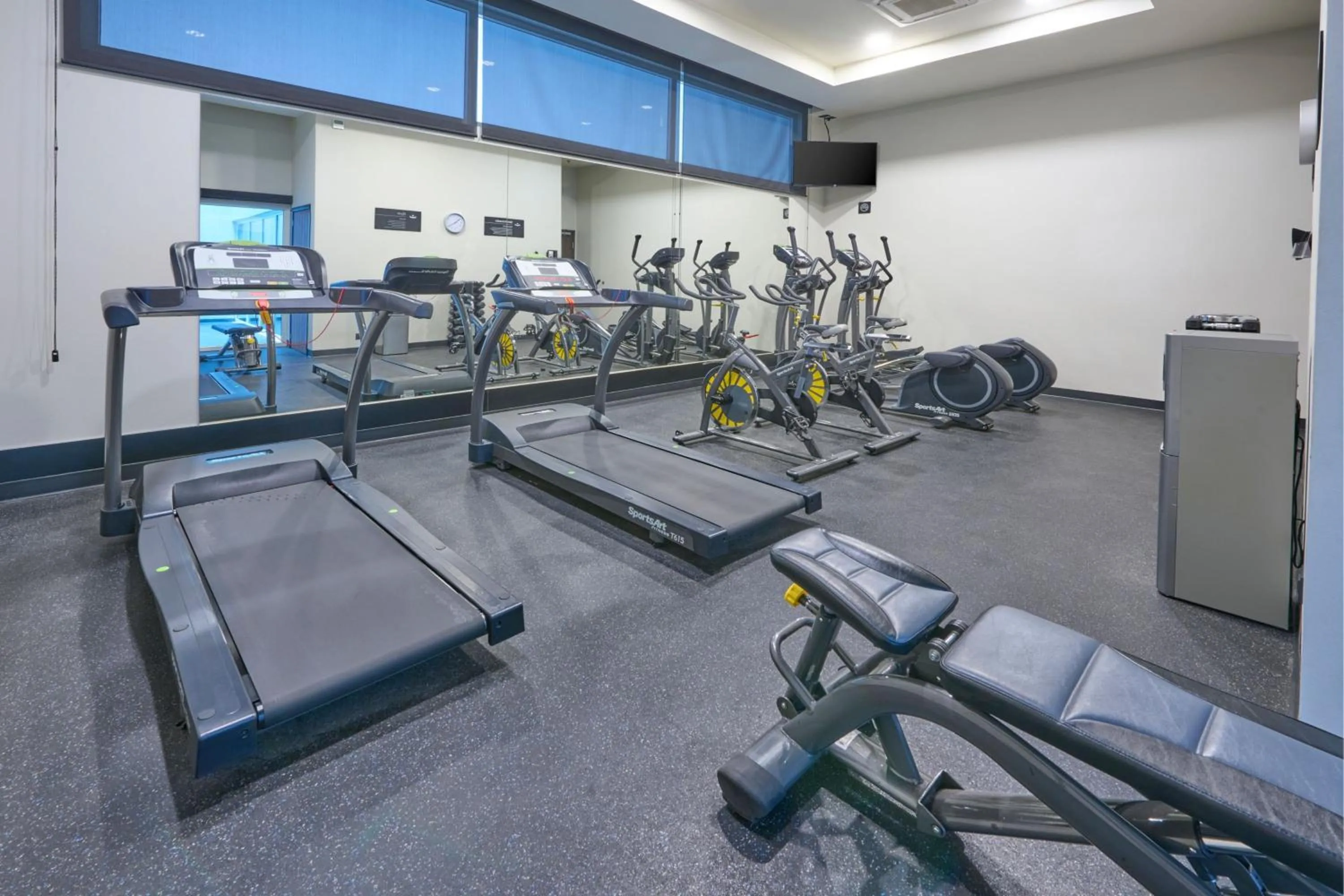 Fitness centre/facilities in City Express by Marriott Ciudad de México La Villa