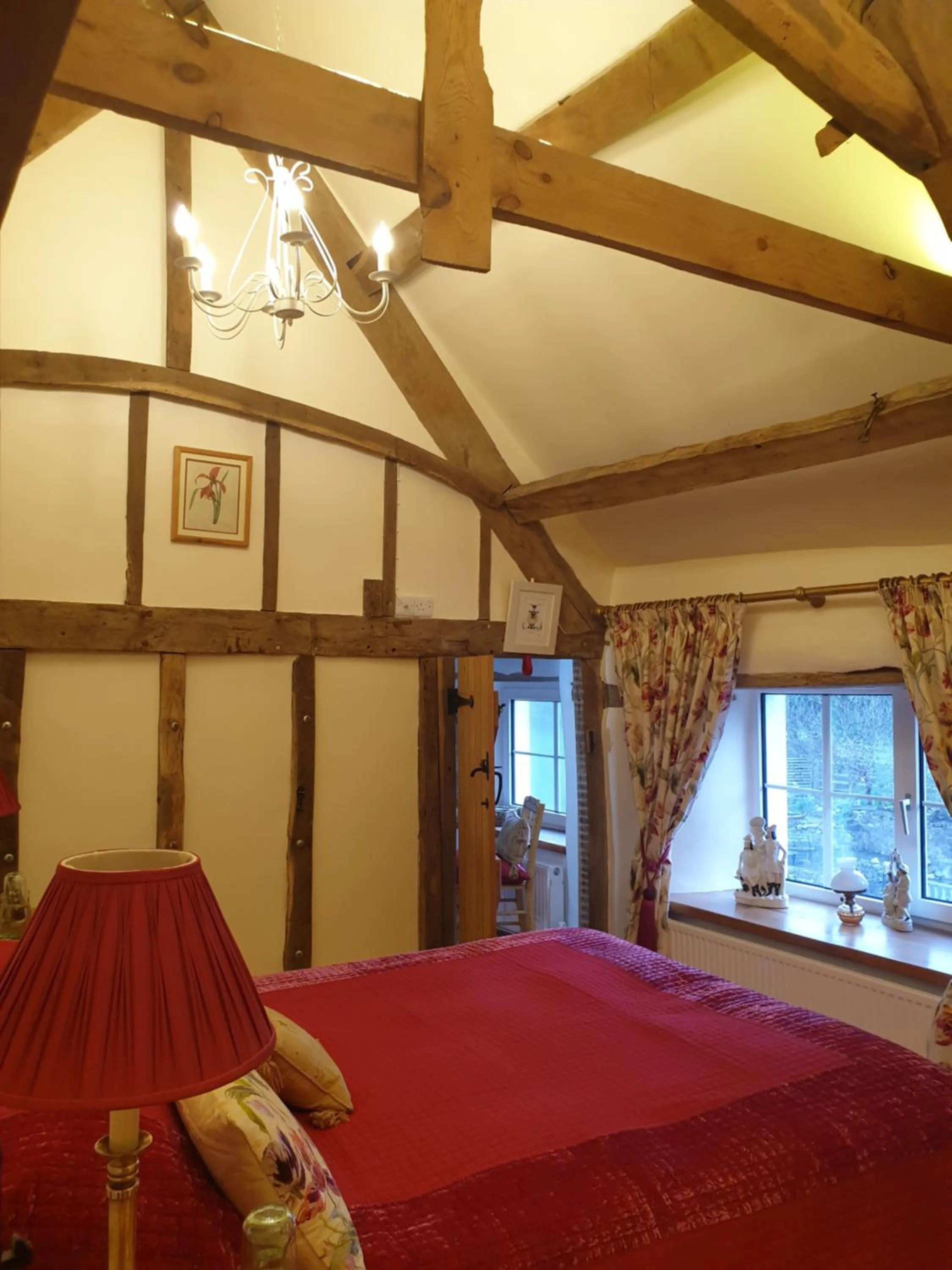 Bedroom, Bed in The Millers Cottage