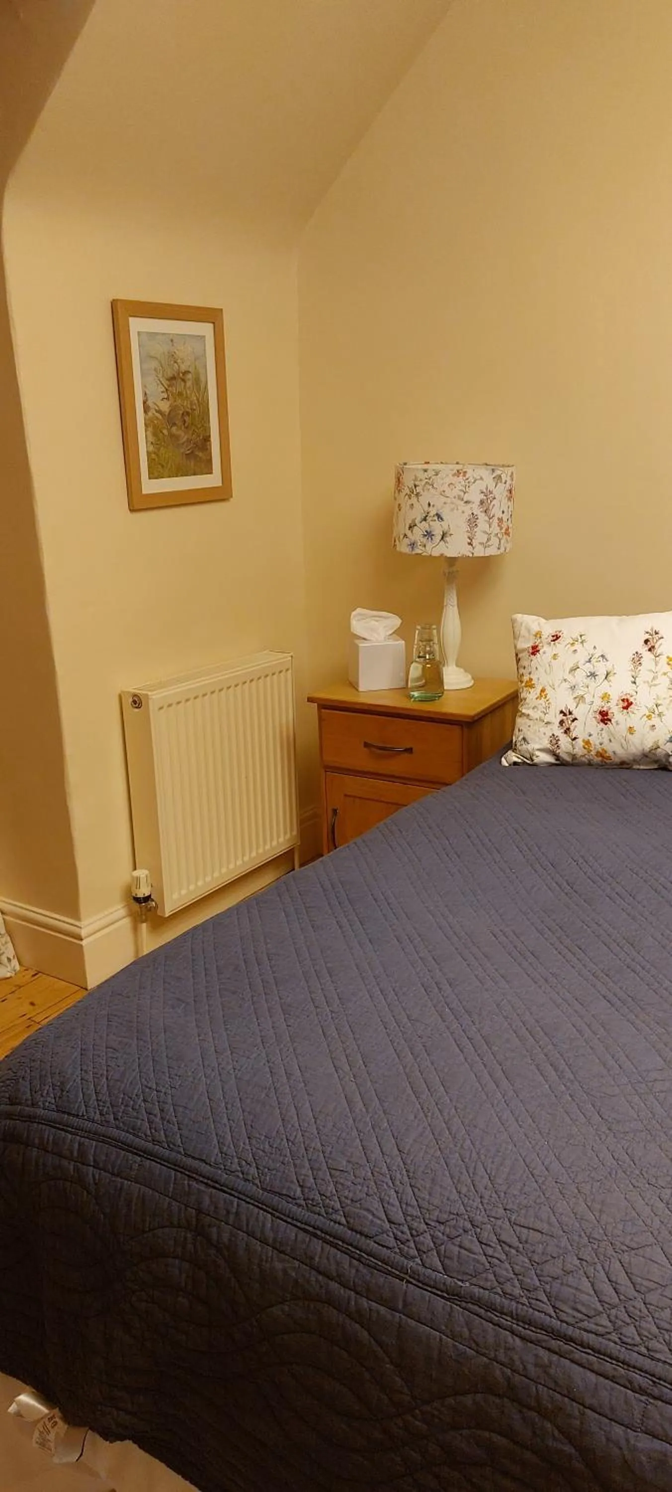 Bedroom, Bed in The Millers Cottage