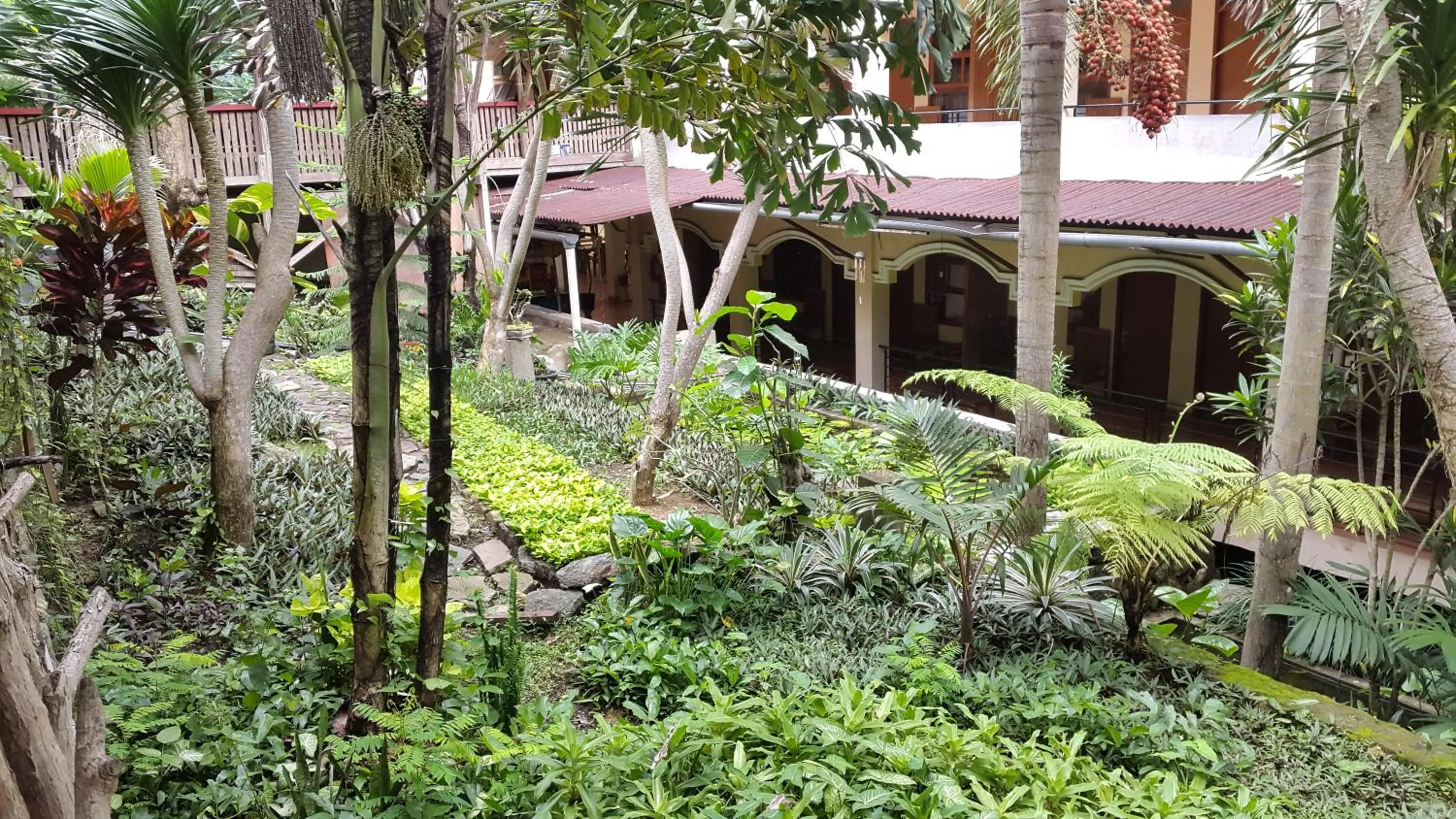 Centro Bajo Hotel & Resto