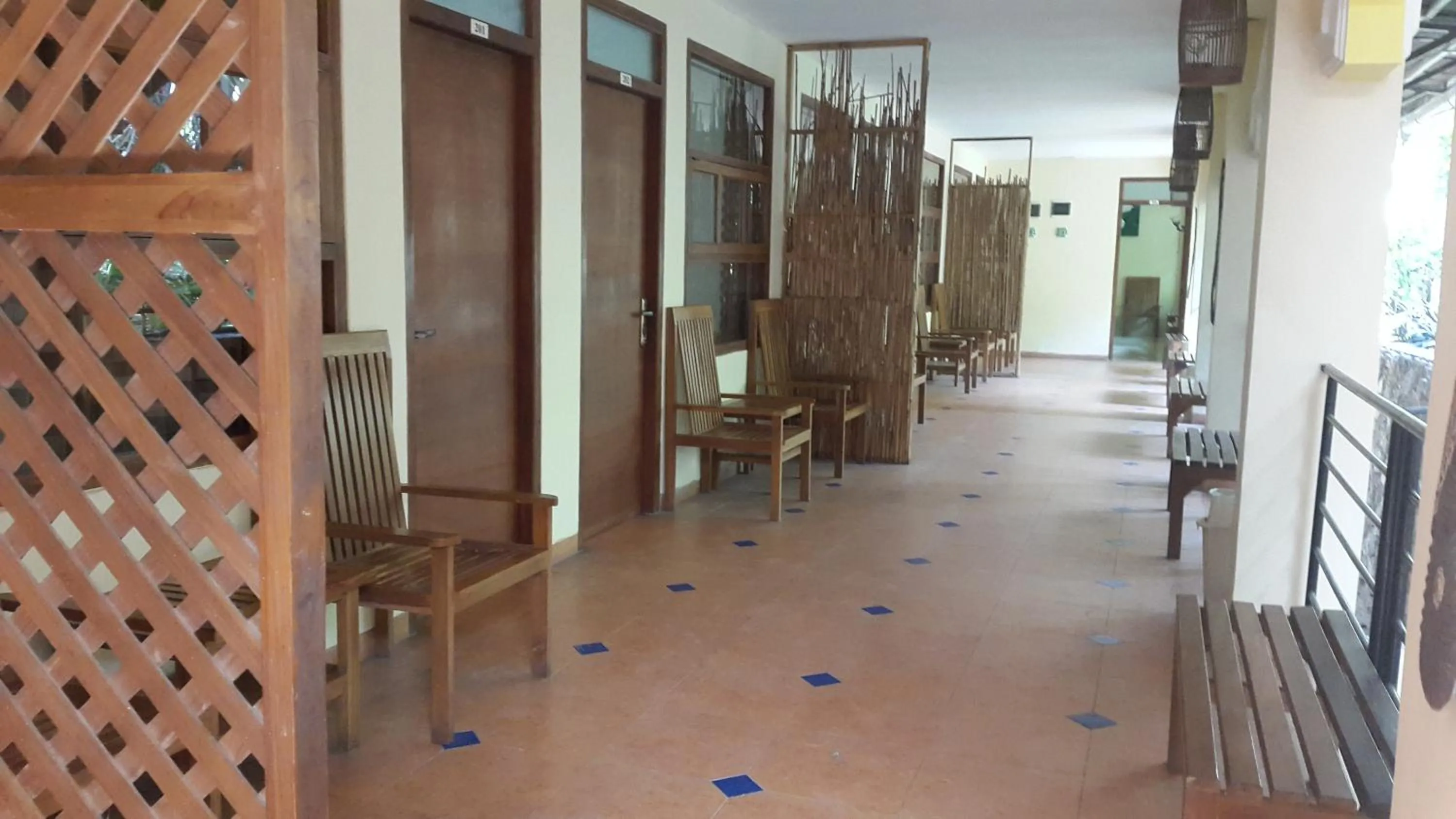 Centro Bajo Hotel & Resto