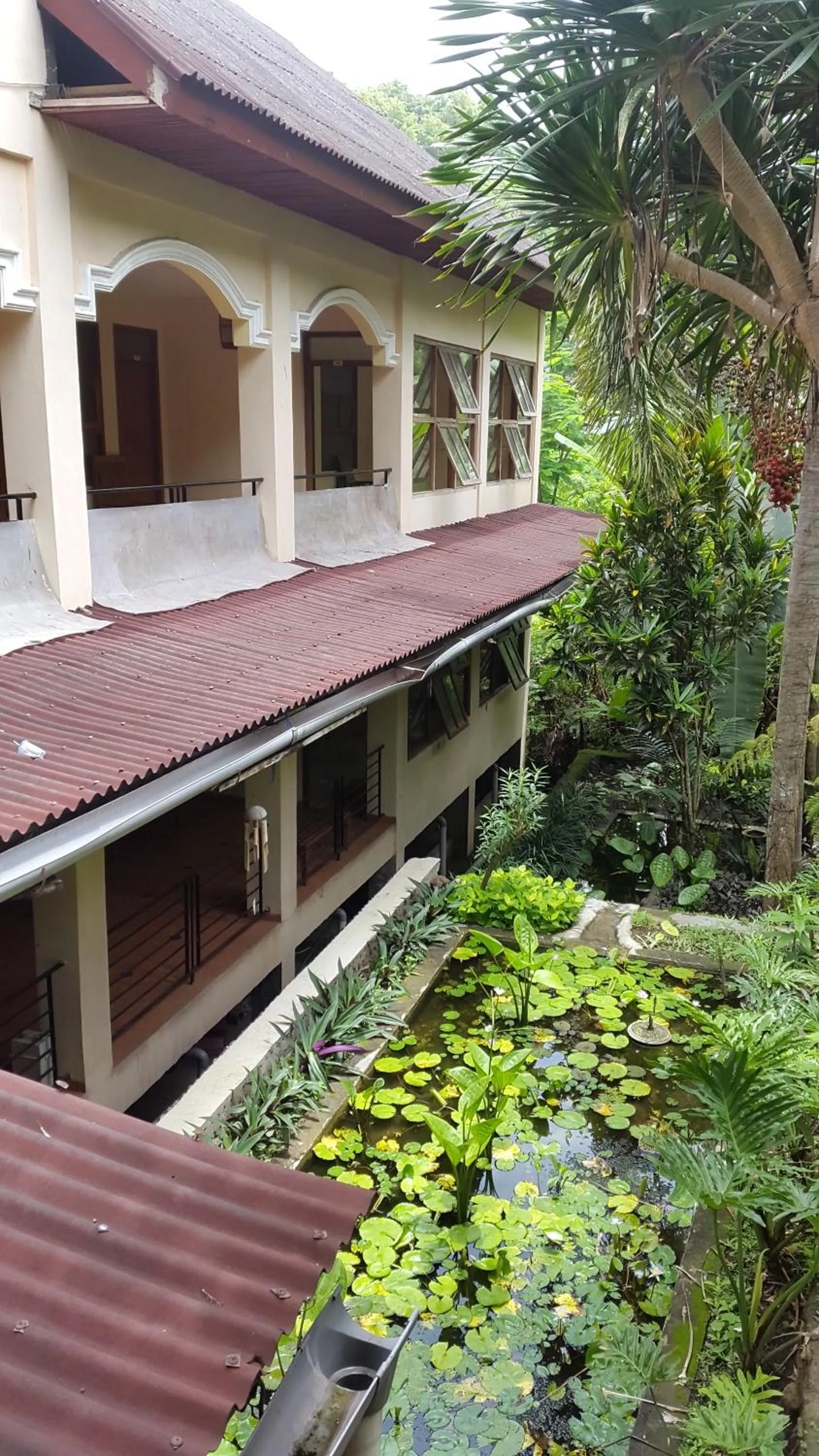 Centro Bajo Hotel & Resto