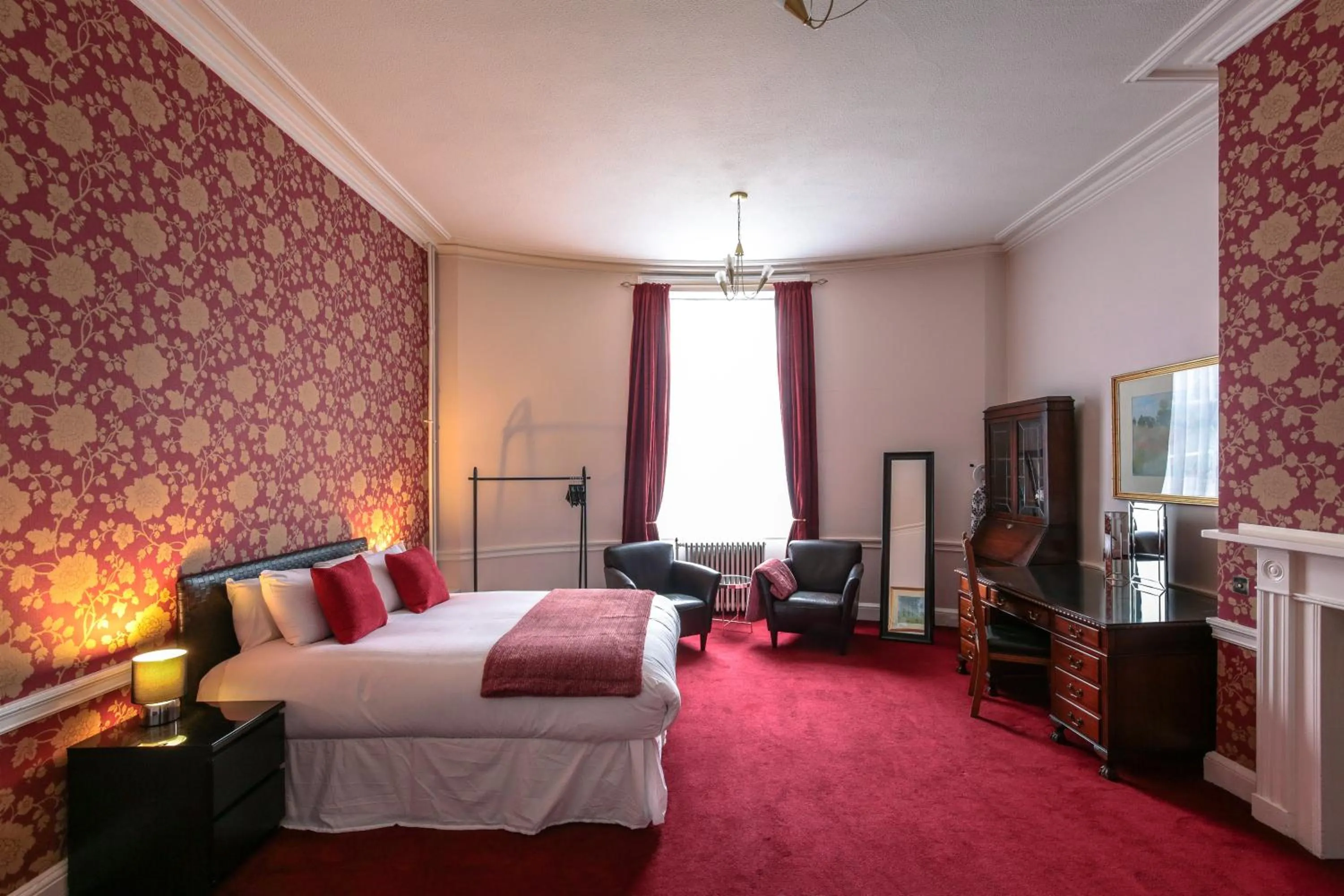 Bed in City Studios - Rodney Street