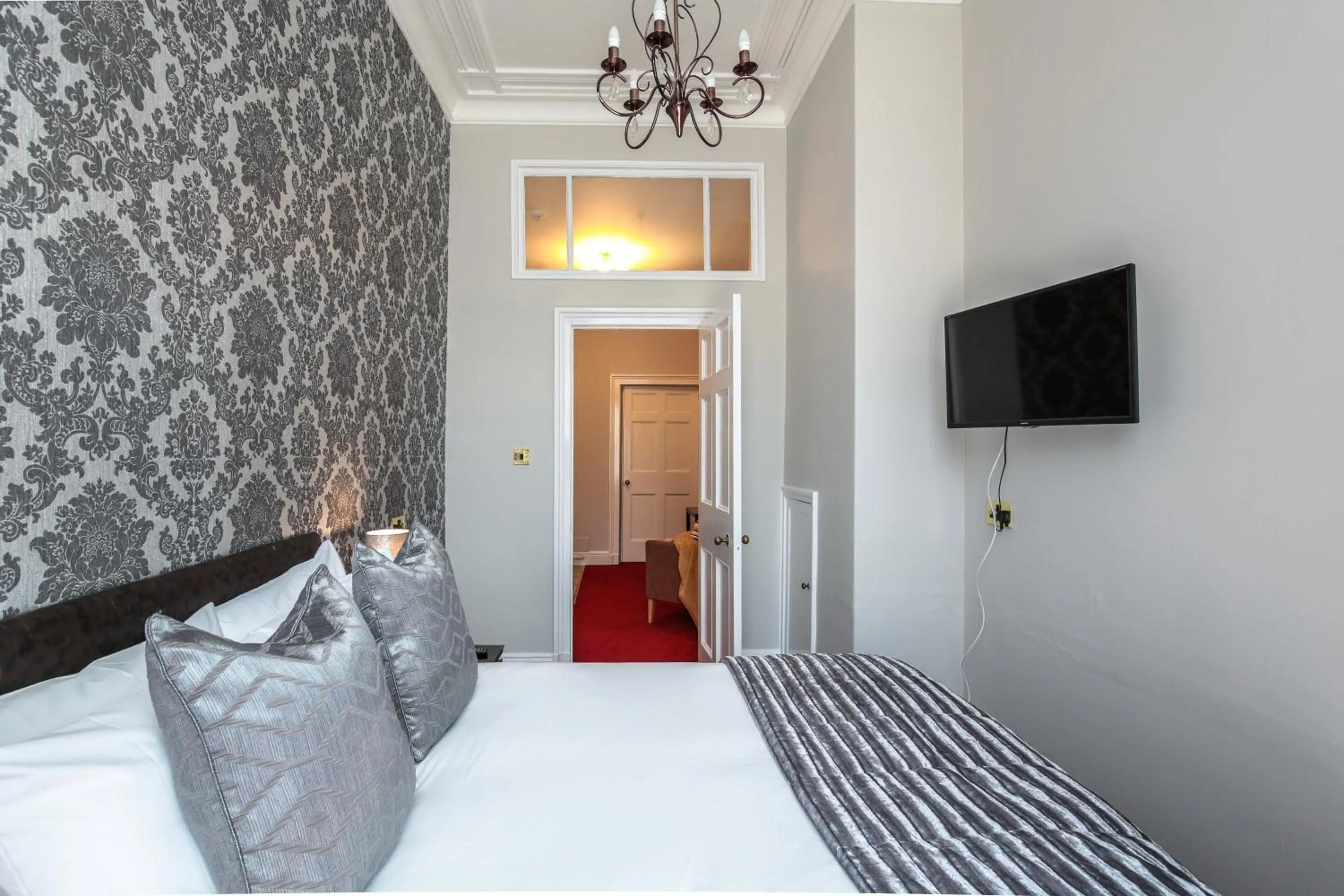 Bed in City Studios - Rodney Street