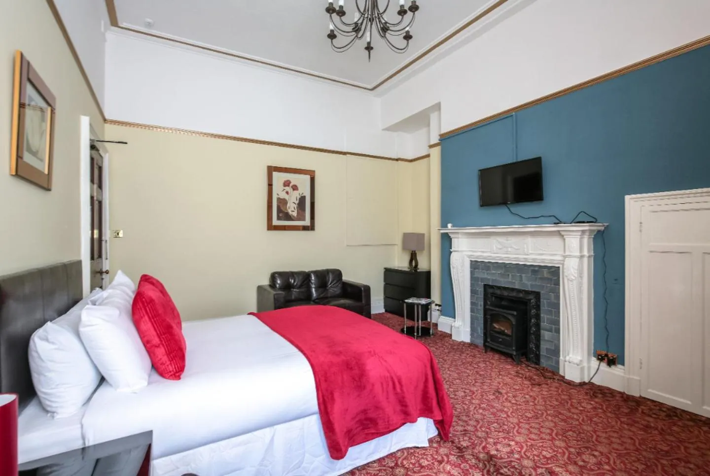 Bed in City Studios - Rodney Street