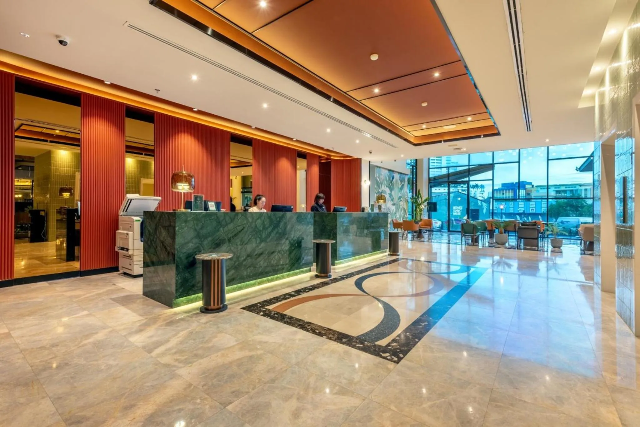 Lobby or reception in Buri Sriphu Hotel