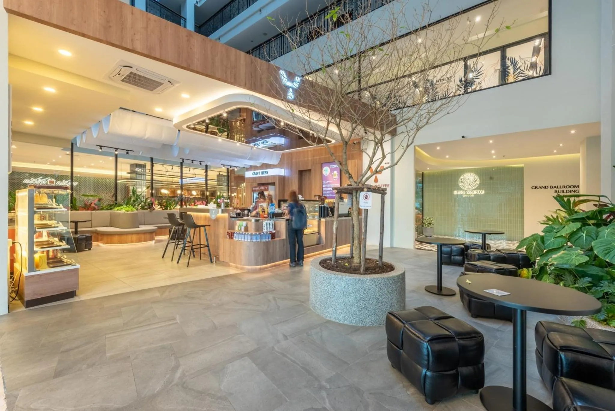 Restaurant/places to eat in Buri Sriphu Hotel