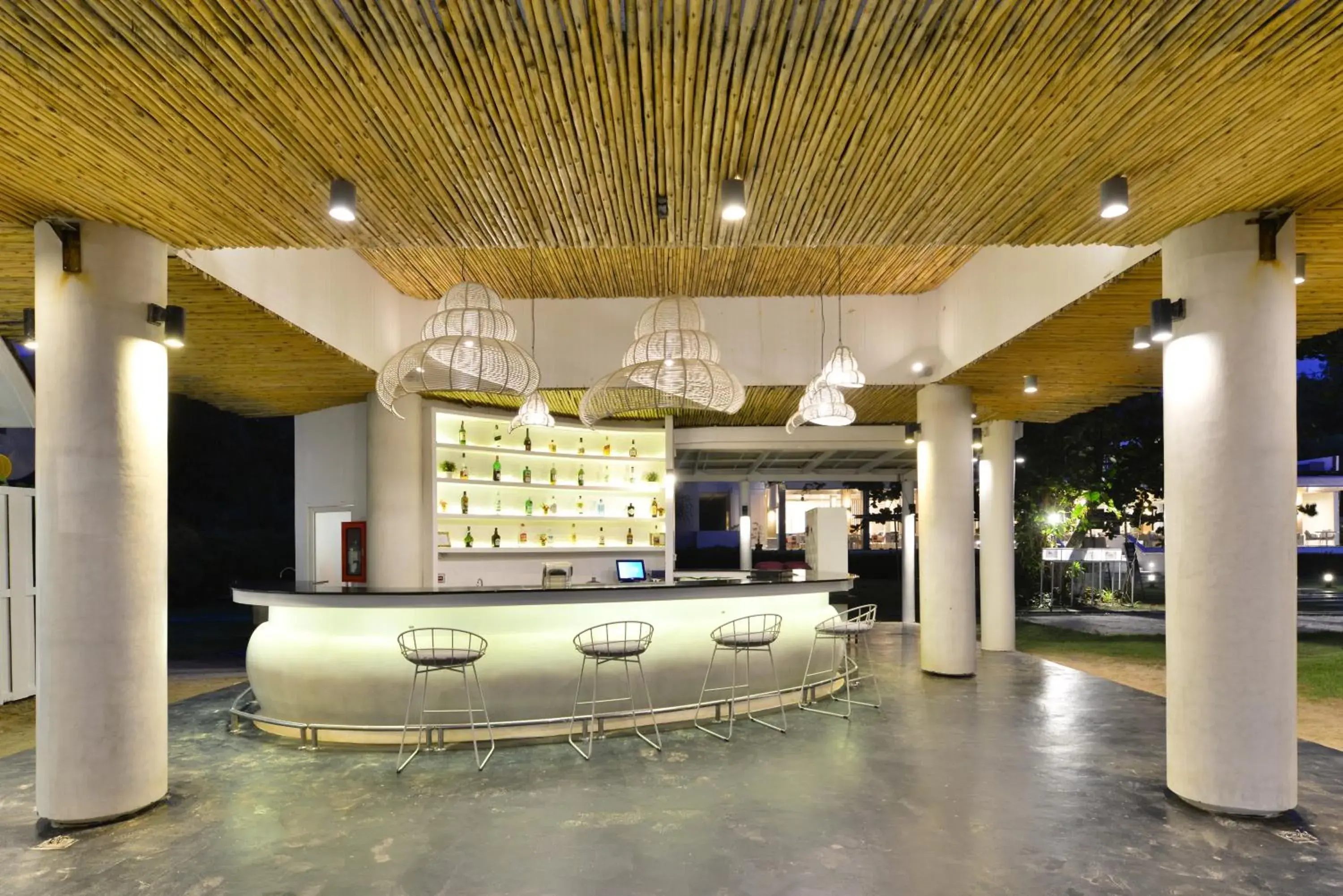 Lounge or bar in Twin Lotus Resort and Spa - SHA Plus - Adult Only "November - April" Lounge or bar in Twin Lotus Resort and Spa - SHA Plus - Adult Only "November - April"