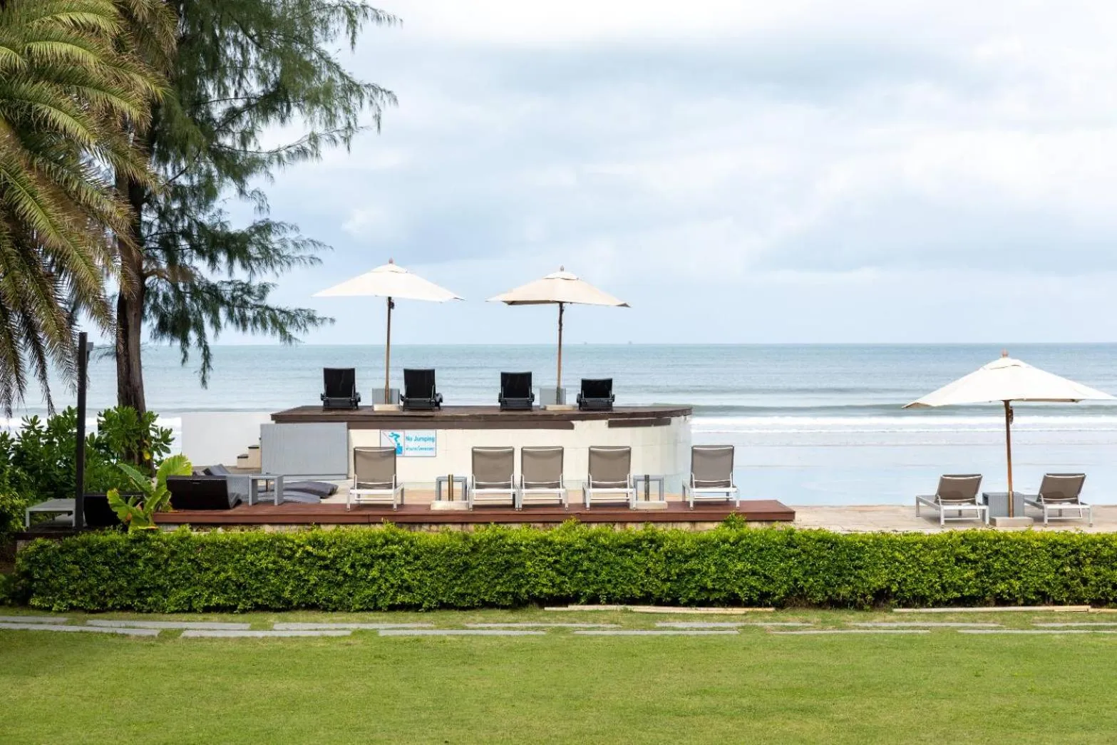 Beach in Twin Lotus Resort and Spa - SHA Plus - Adult Only "November - April"