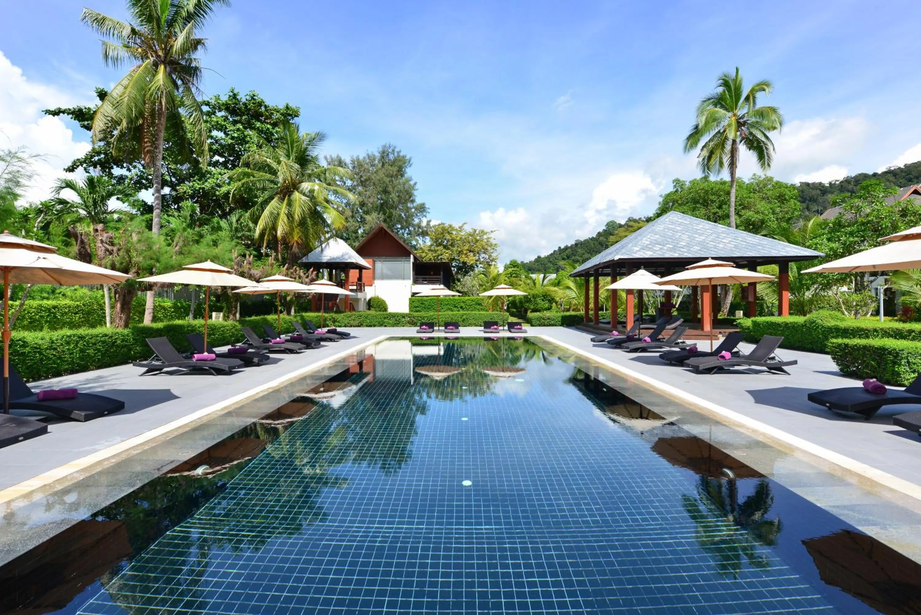 Swimming pool in Twin Lotus Resort and Spa - SHA Plus - Adult Only "November - April"