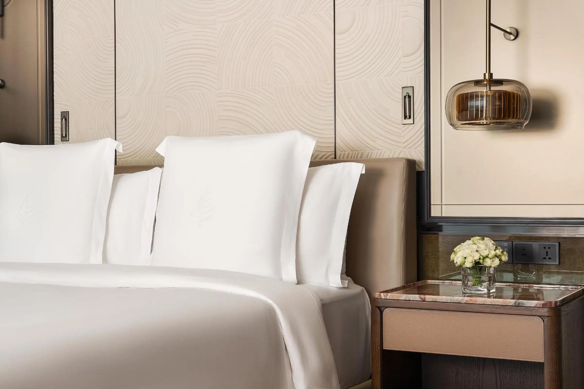 Bed in Four Seasons Hotel Guangzhou