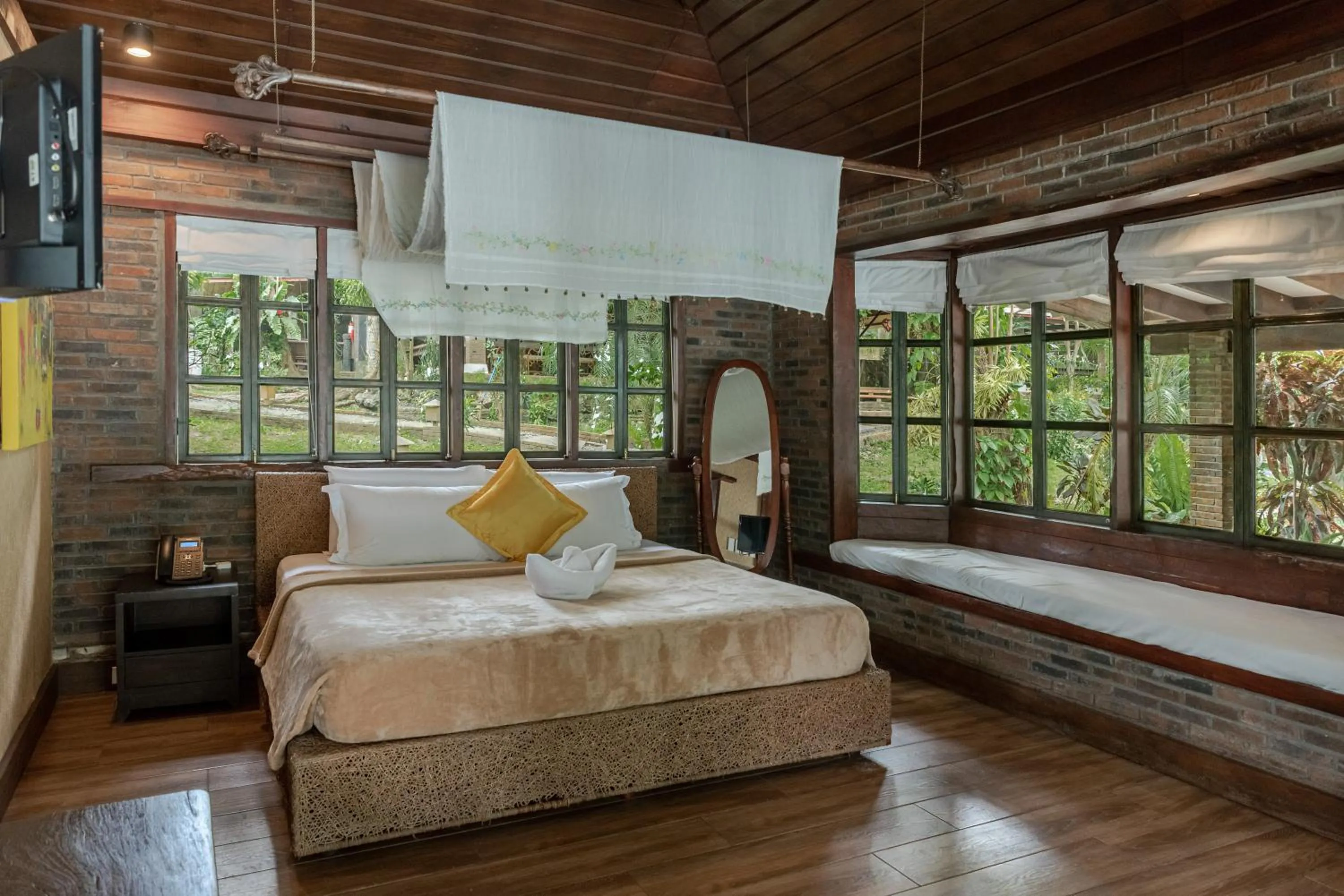 Suite with Sea View in Chema's by the Sea