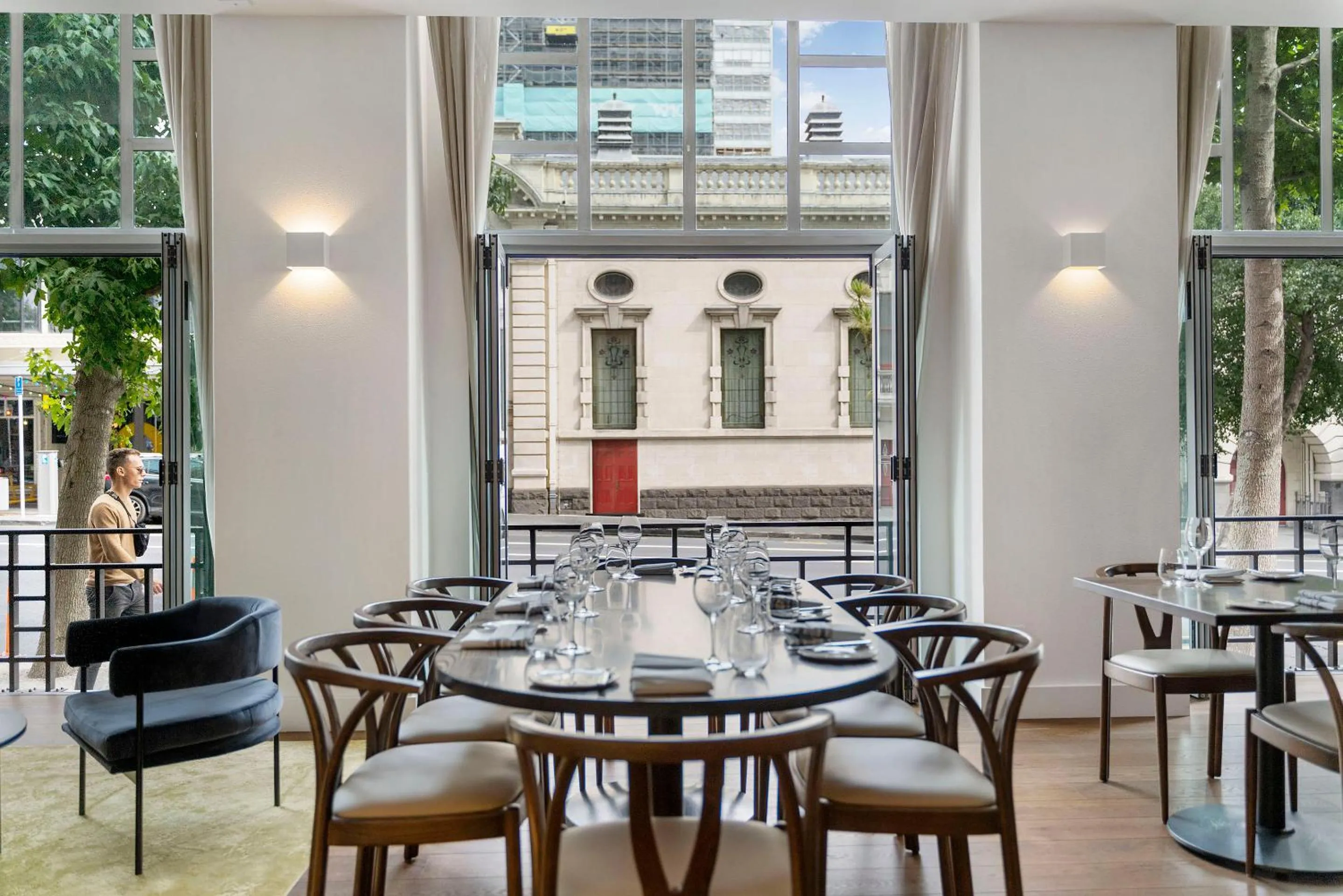 Restaurant/places to eat in Legacy Airedale Hotel Auckland