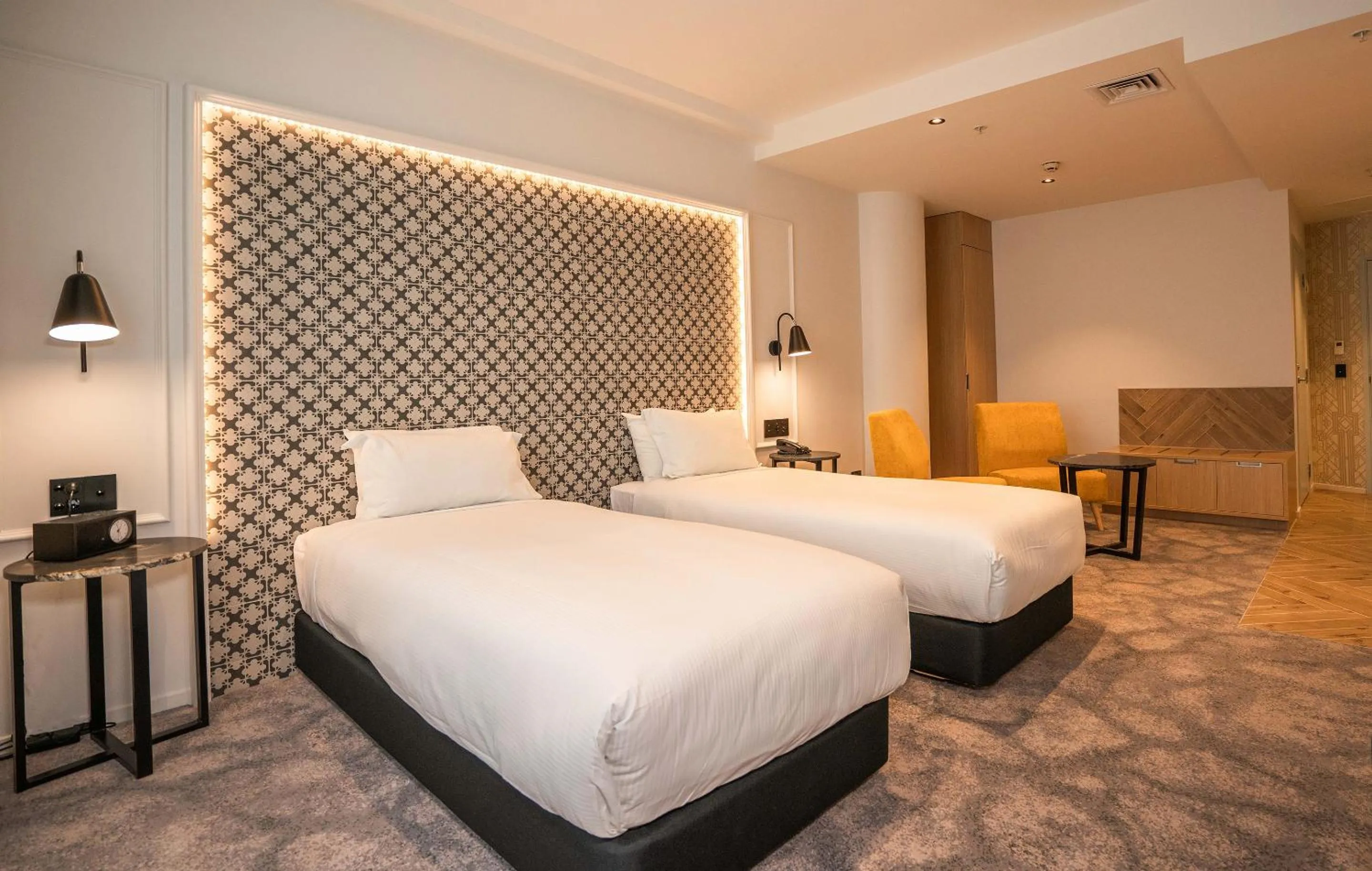 Bed in Legacy Airedale Hotel Auckland