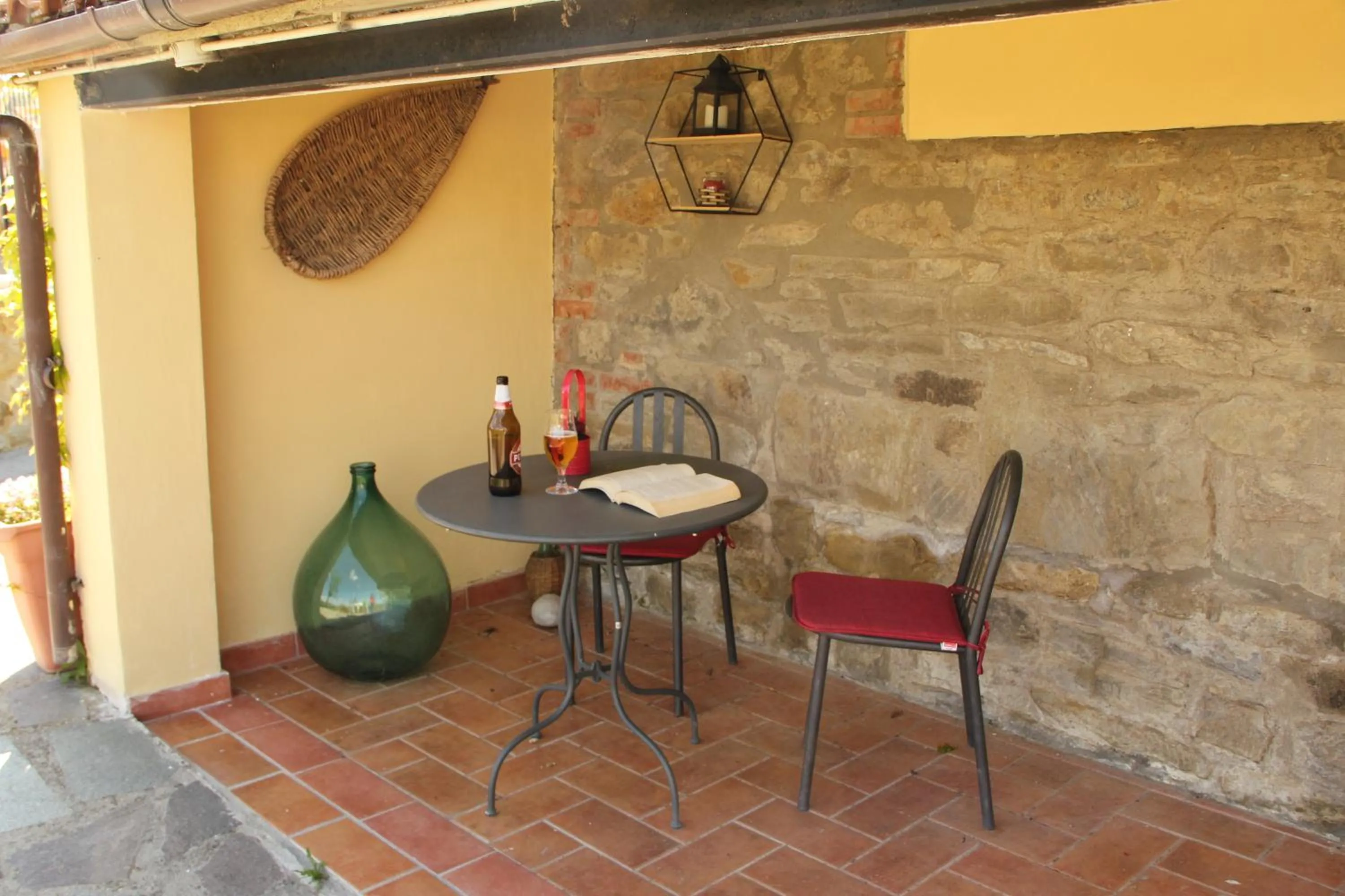Patio in Casa di Sasso